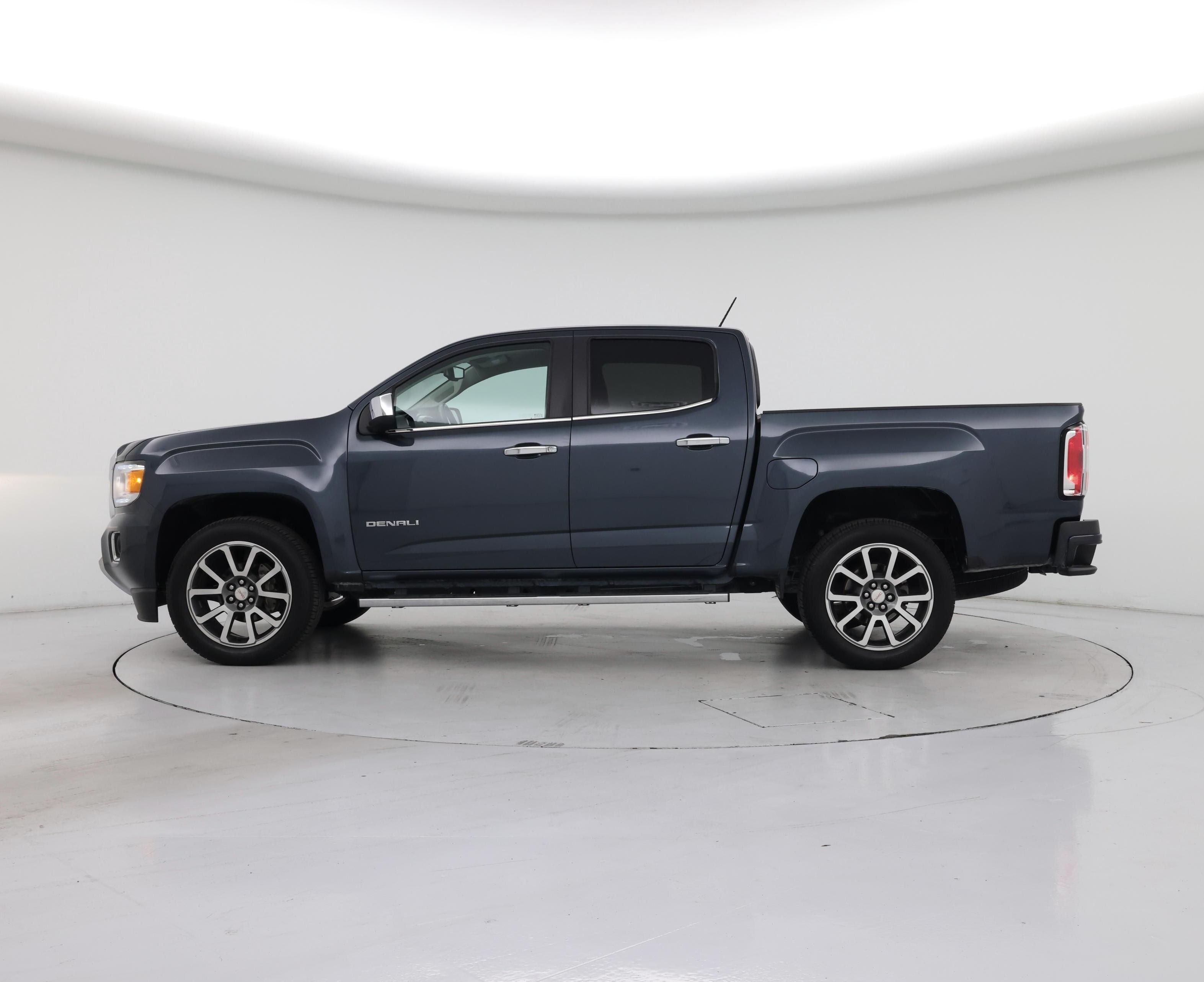 Thumbnail: 2019 GMC Canyon - 3