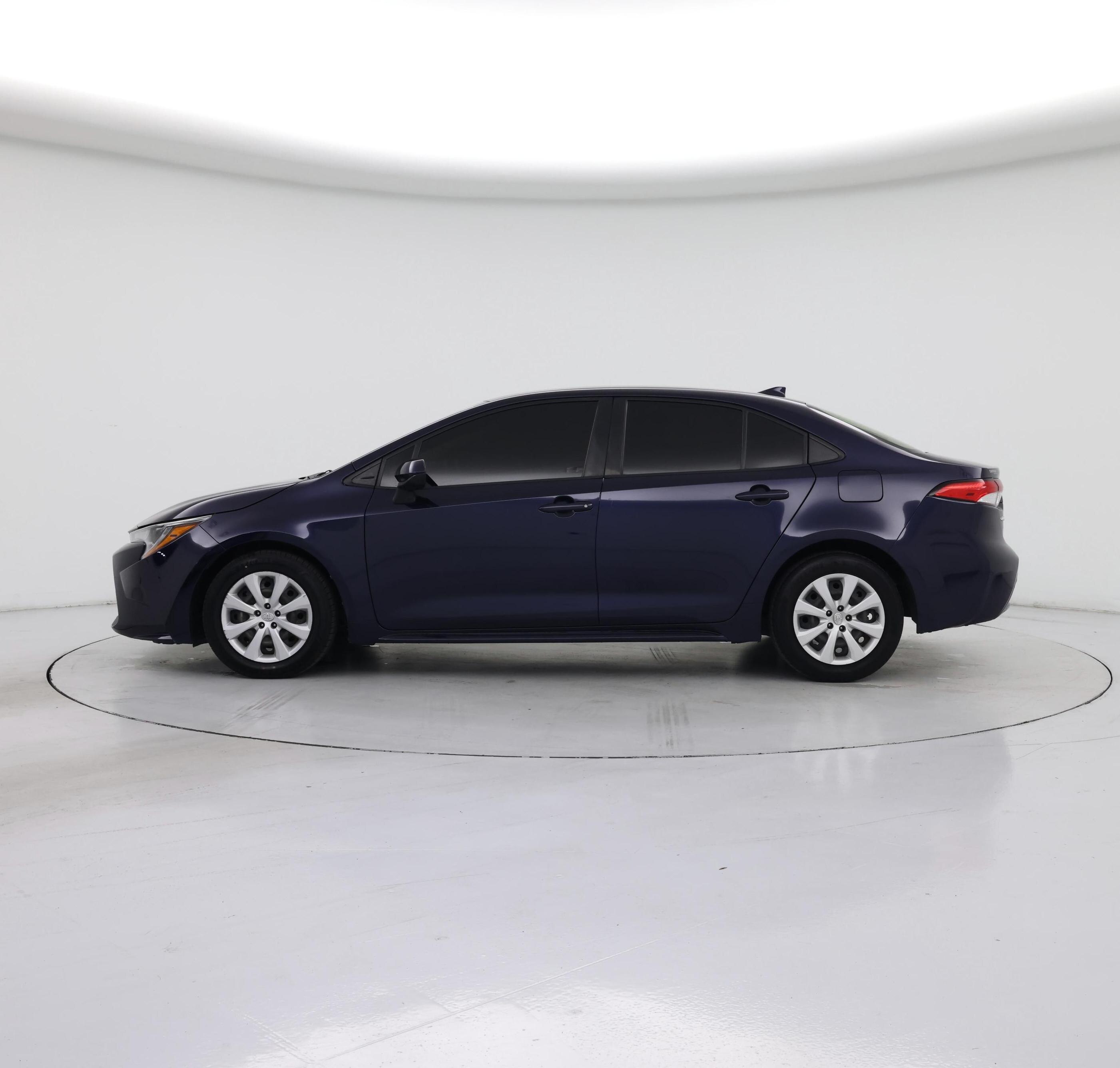 Thumbnail: 2021 Toyota Corolla - 3