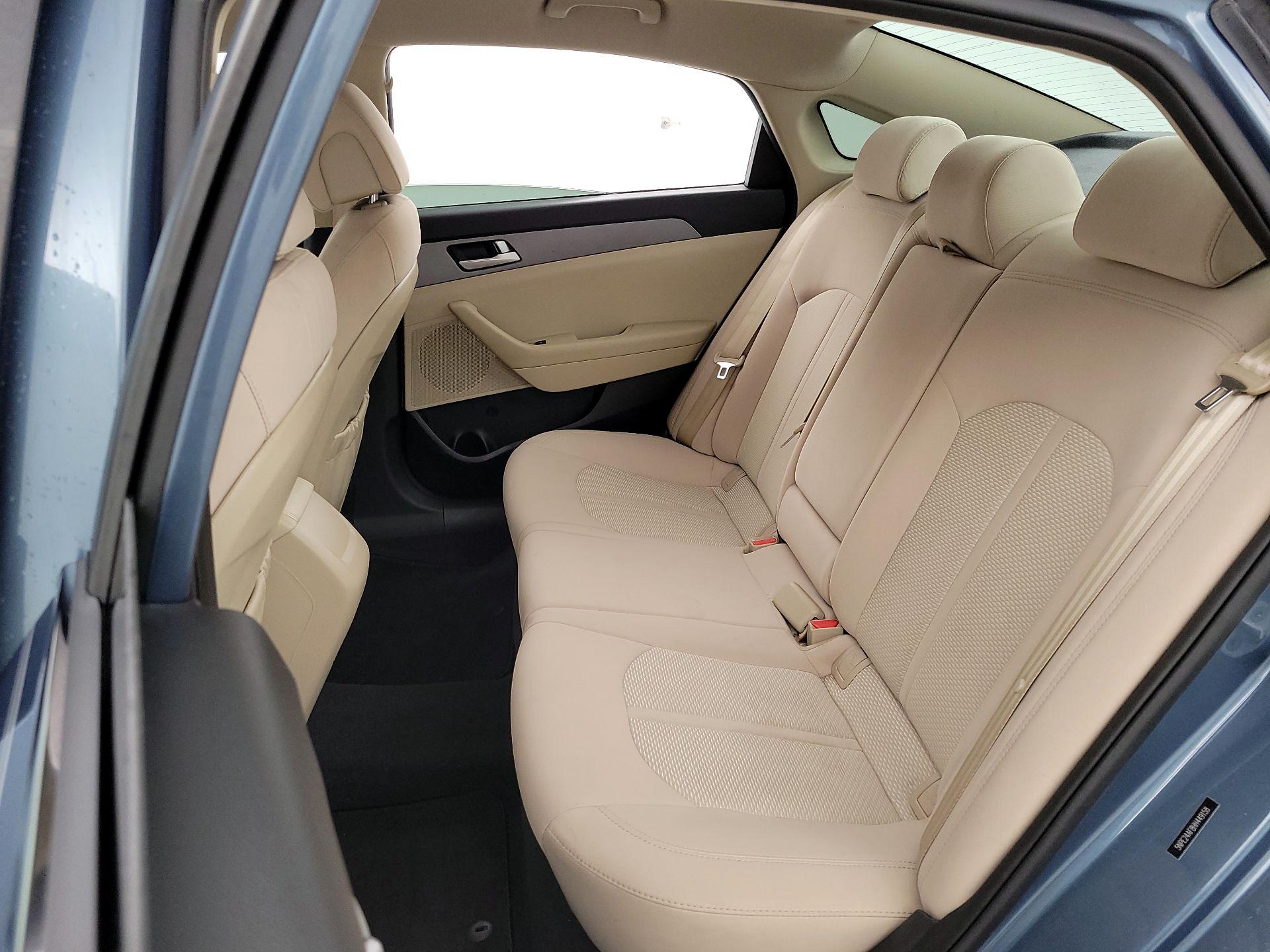 Thumbnail: 2017 Hyundai Sonata - 19