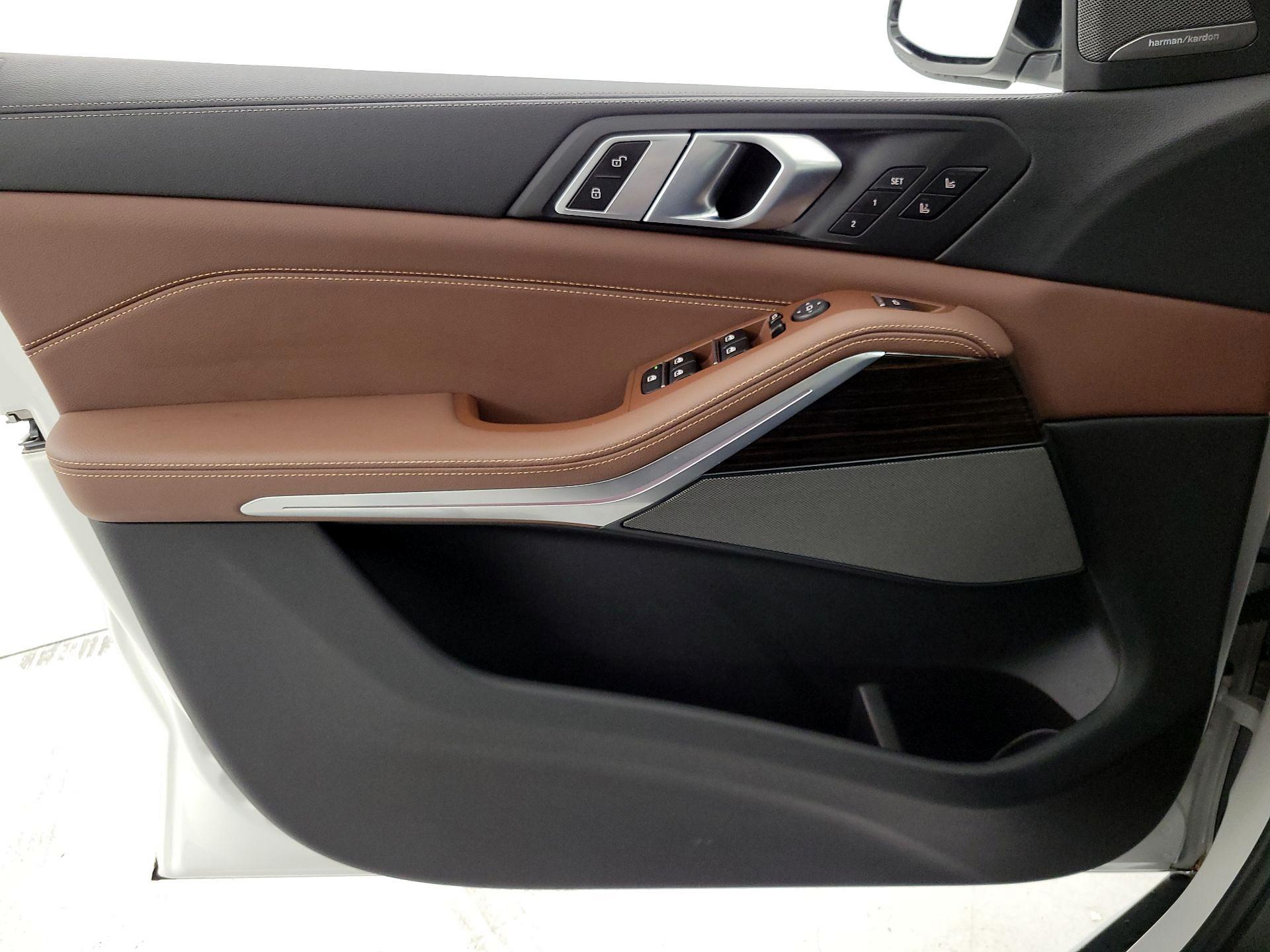 Thumbnail: 2020 BMW X5 - 12