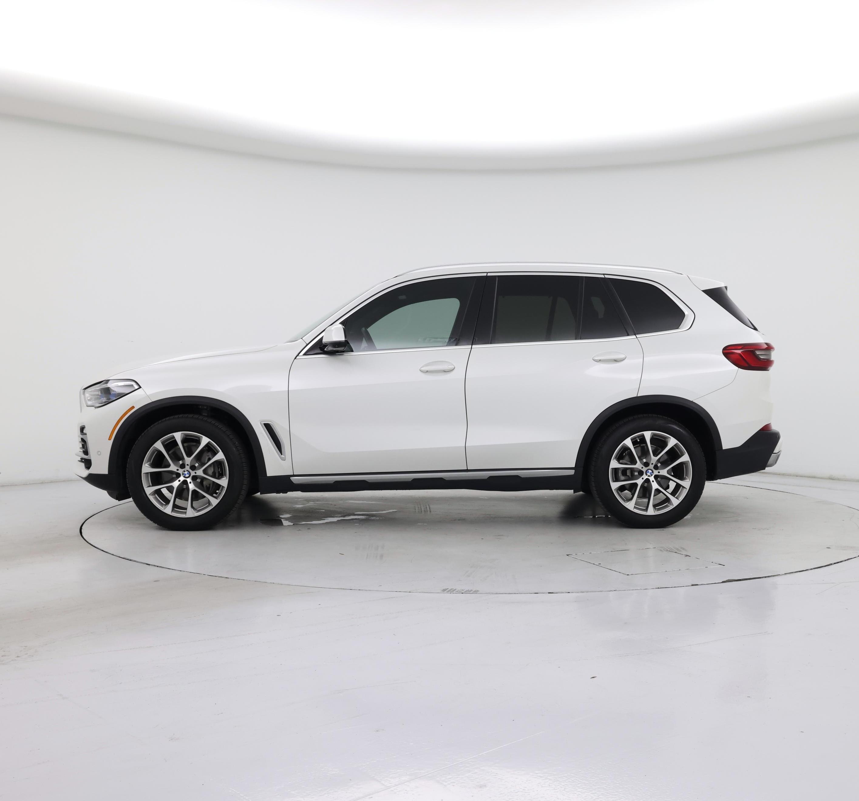 Thumbnail: 2020 BMW X5 - 3