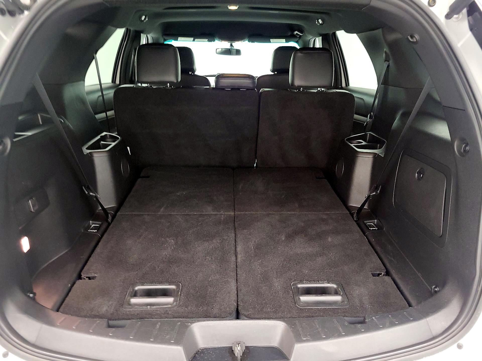 Thumbnail: 2016 Ford Explorer - 20