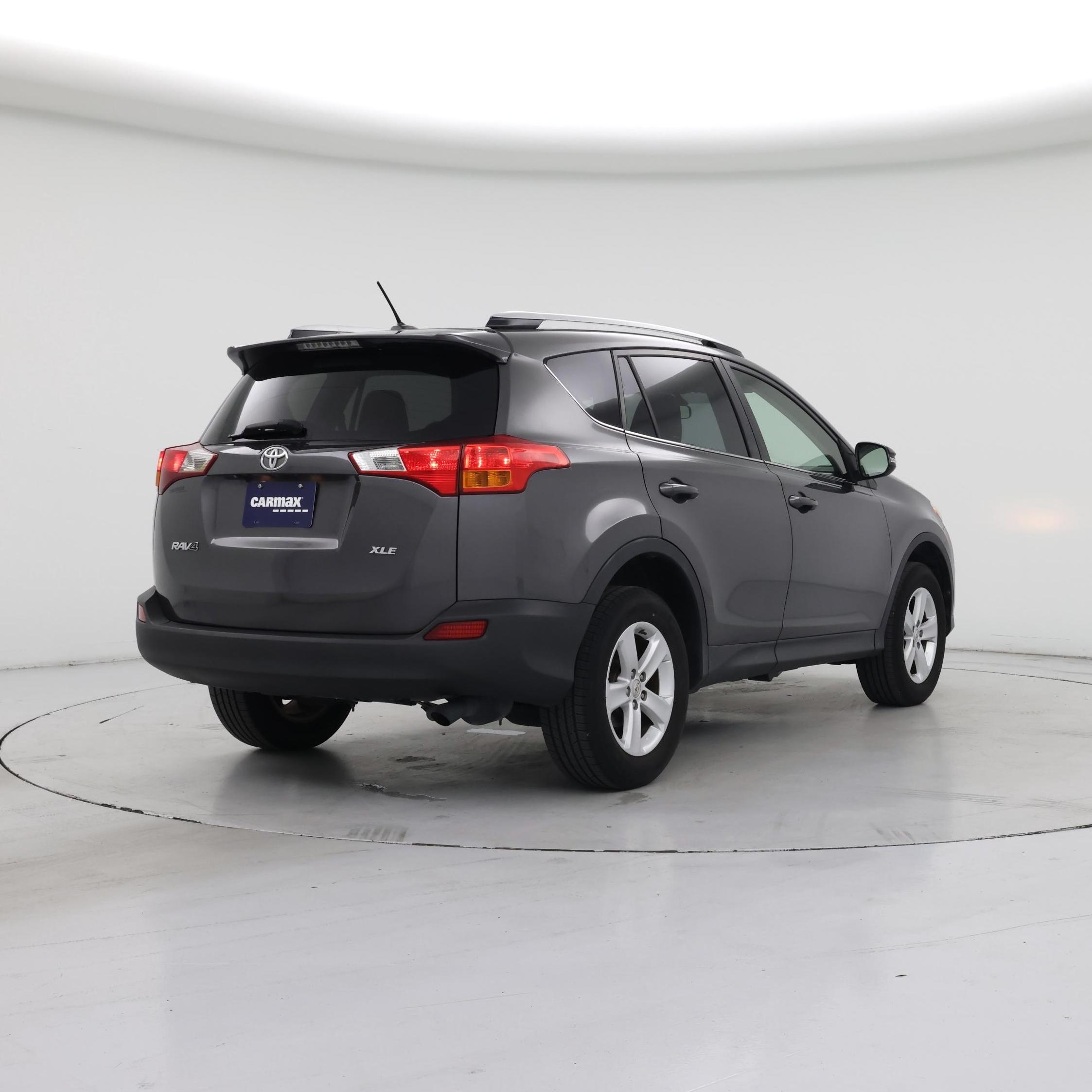 Thumbnail: 2014 Toyota RAV4 - 8