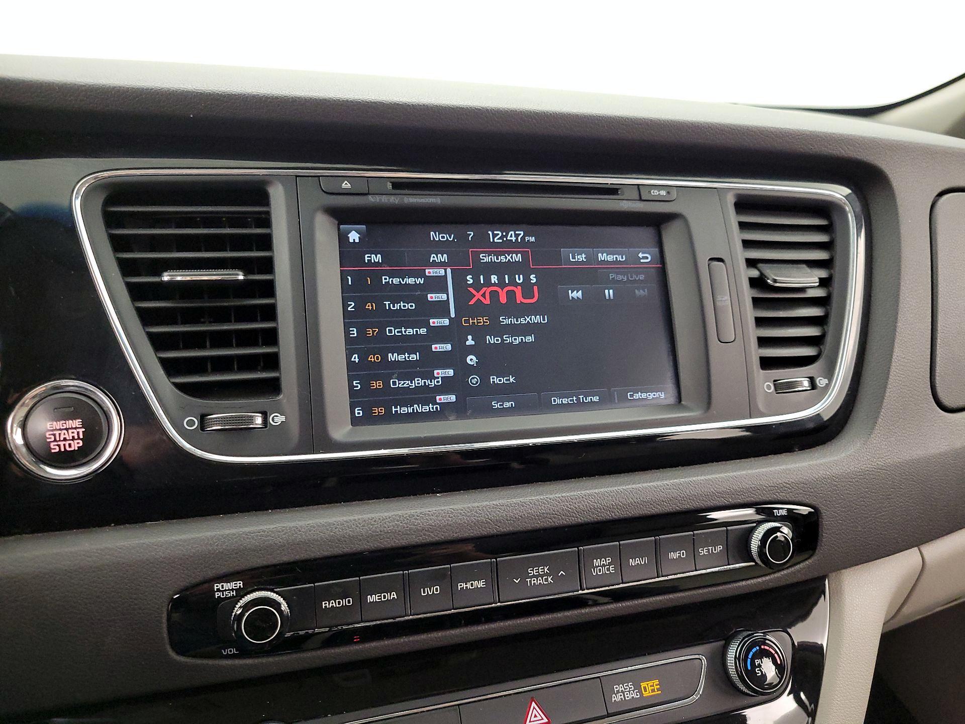 Thumbnail: 2018 Kia Sedona - 16