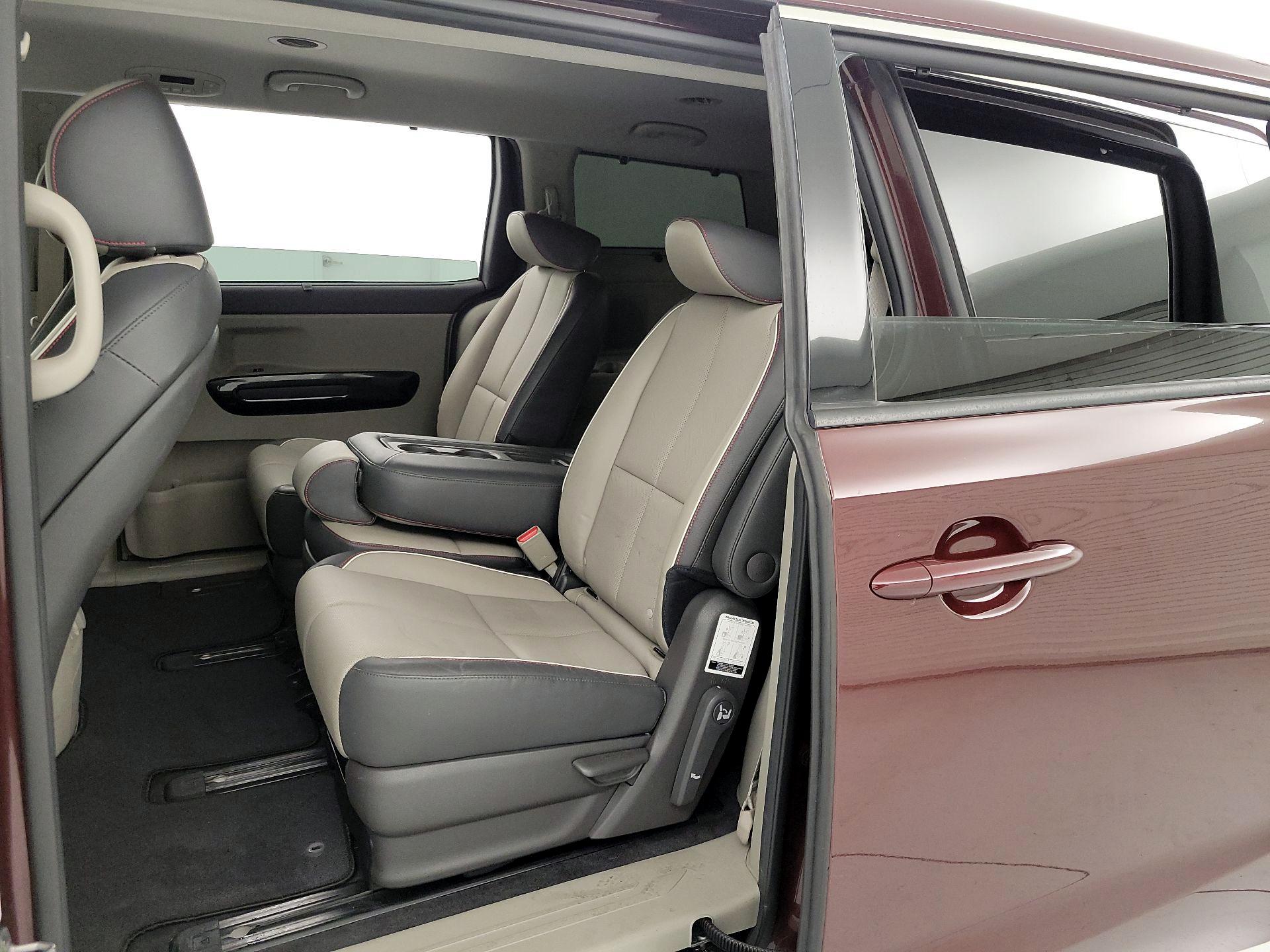 Thumbnail: 2018 Kia Sedona - 20