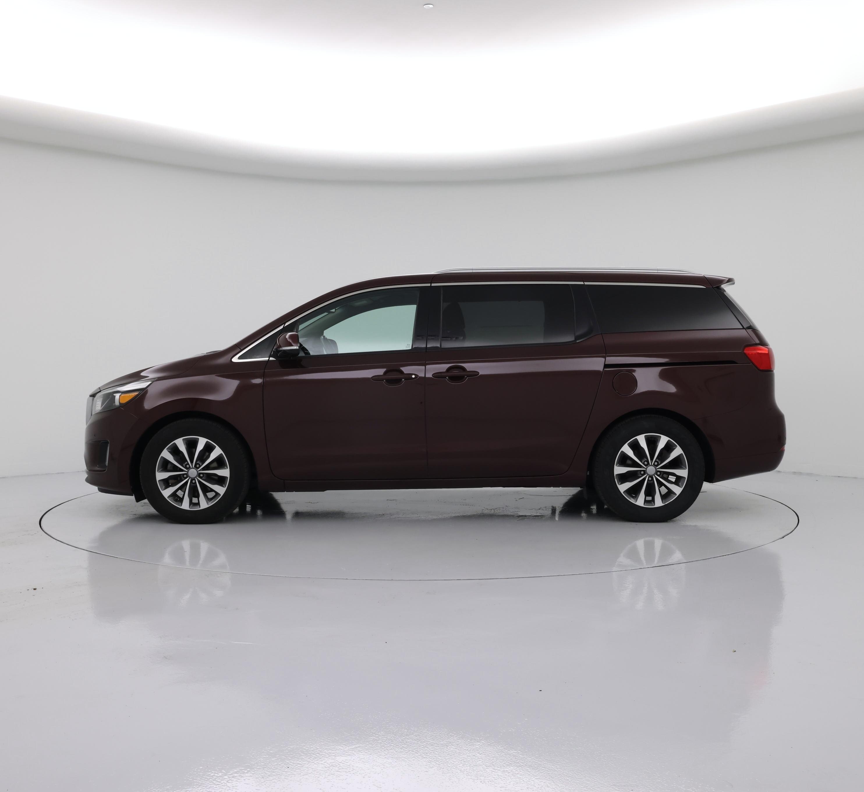 Thumbnail: 2018 Kia Sedona - 3