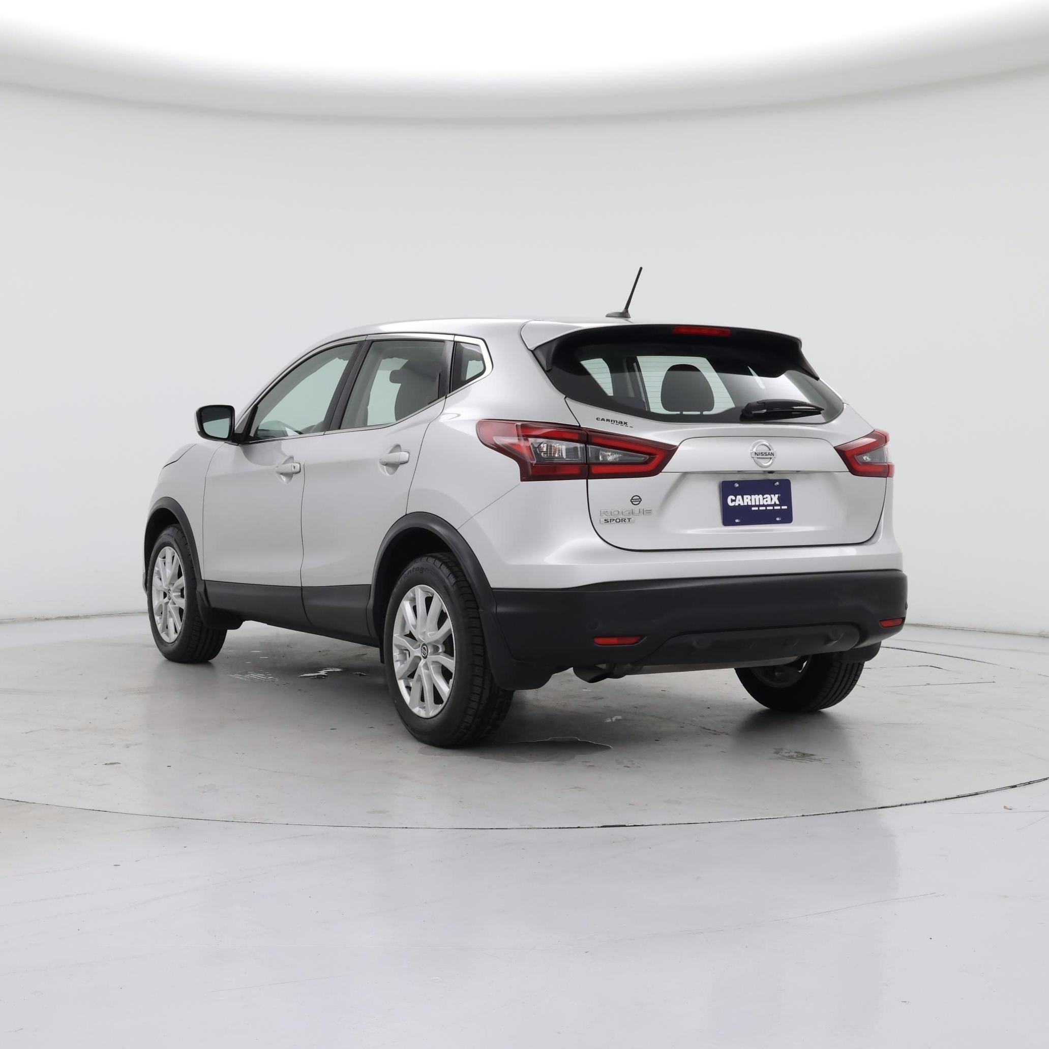 Thumbnail: 2020 Nissan Rogue Sport - 2