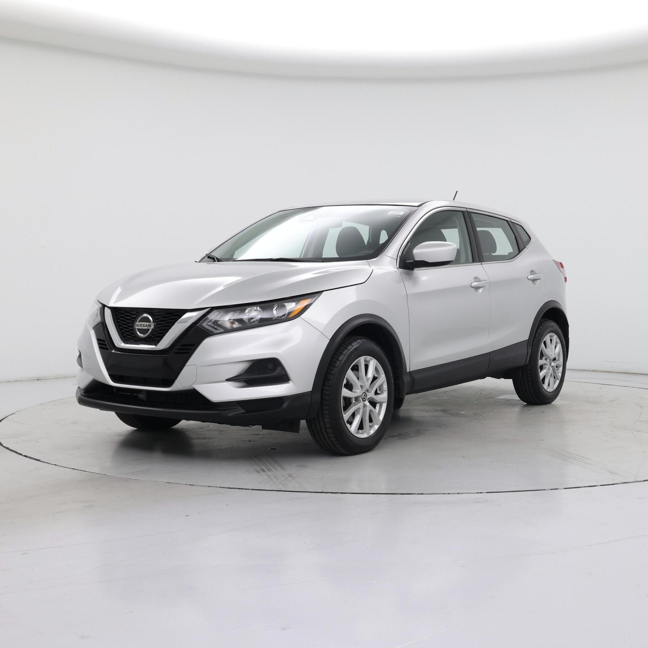 Thumbnail: 2020 Nissan Rogue Sport - 4