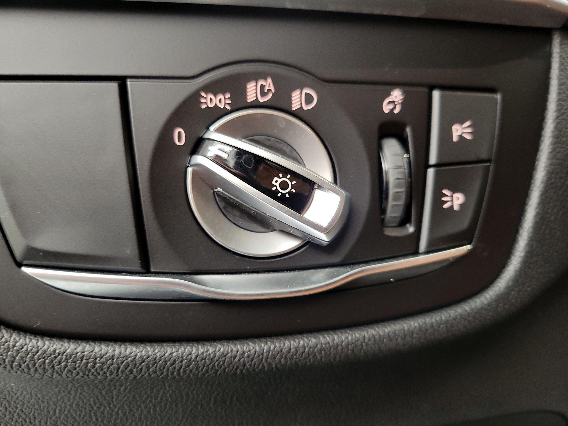 Thumbnail: 2022 BMW X4 - 13