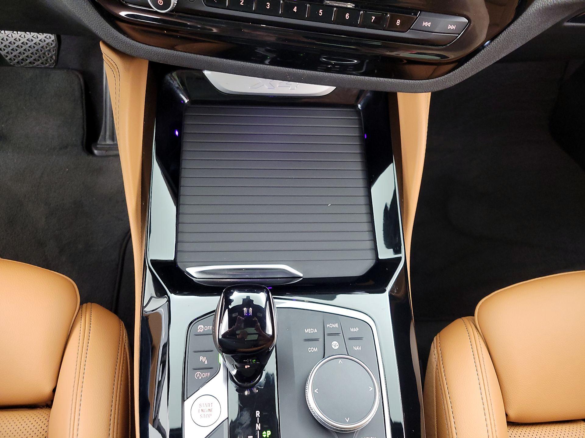 Thumbnail: 2022 BMW X4 - 18