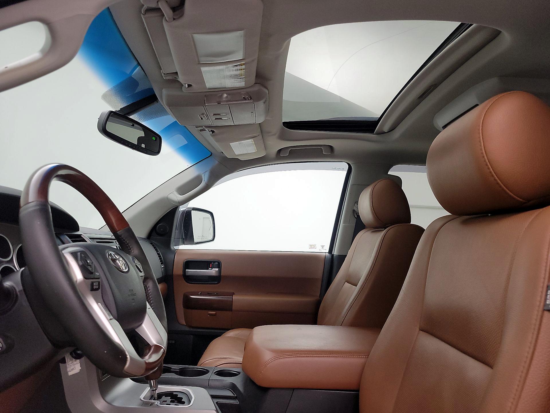 Thumbnail: 2016 Toyota Sequoia - 19