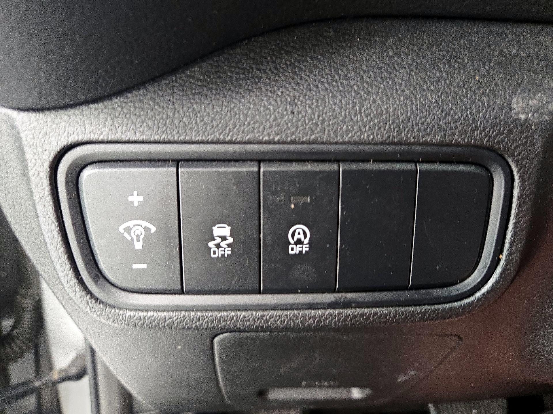 Thumbnail: 2023 Kia Soul - 13