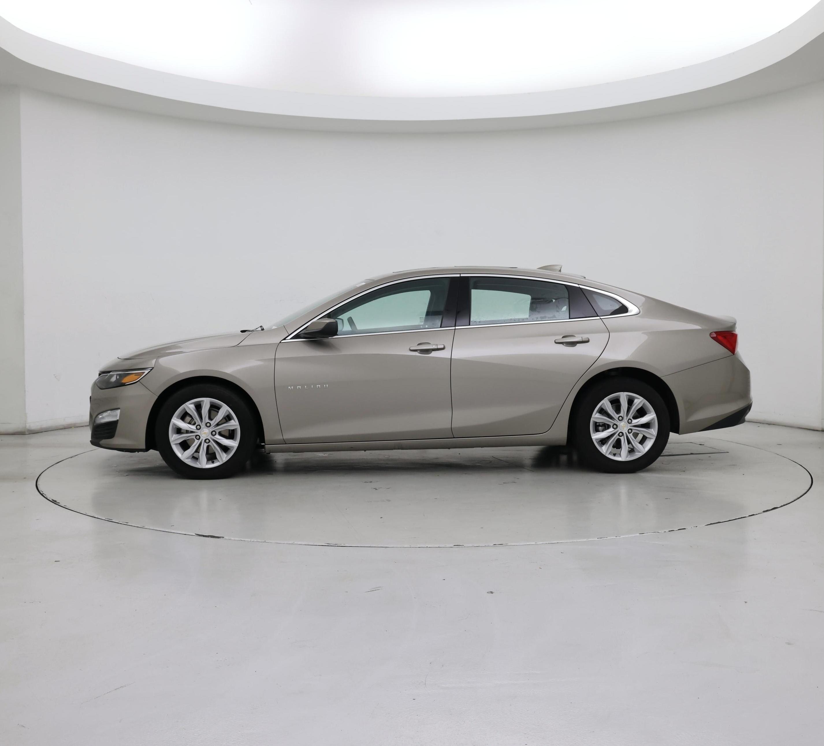 Thumbnail: 2024 Chevrolet Malibu - 3