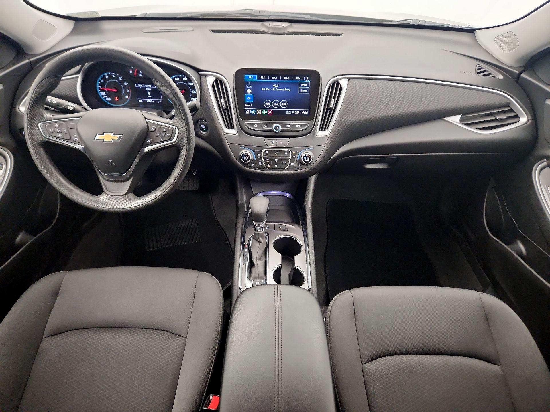 Thumbnail: 2024 Chevrolet Malibu - 9