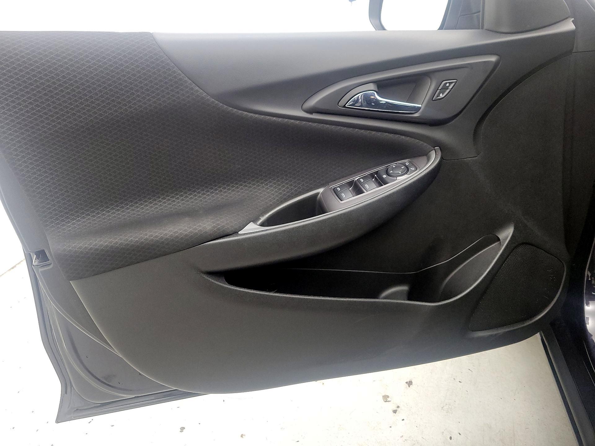 Thumbnail: 2023 Chevrolet Malibu - 12