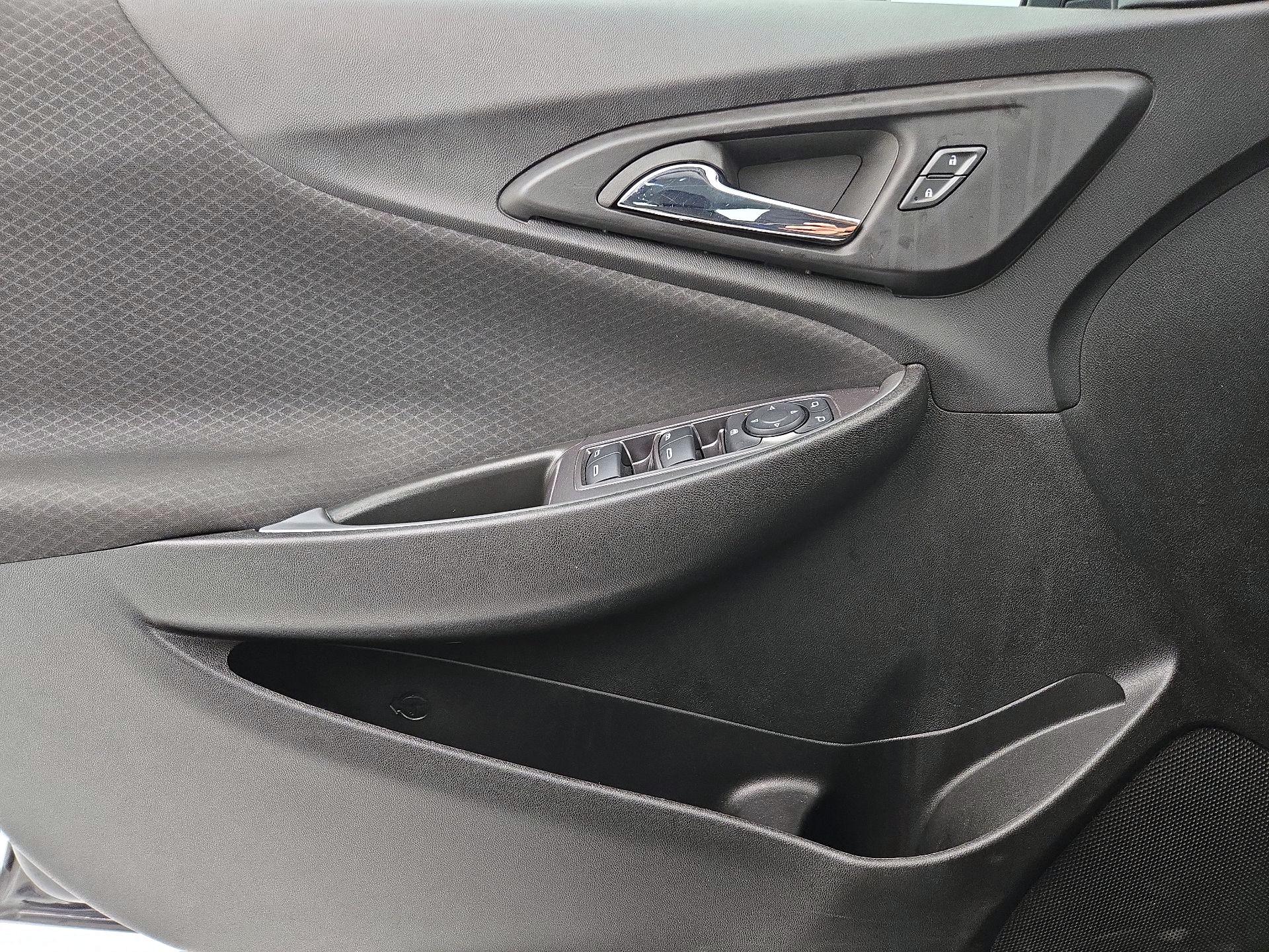Thumbnail: 2023 Chevrolet Malibu - 12