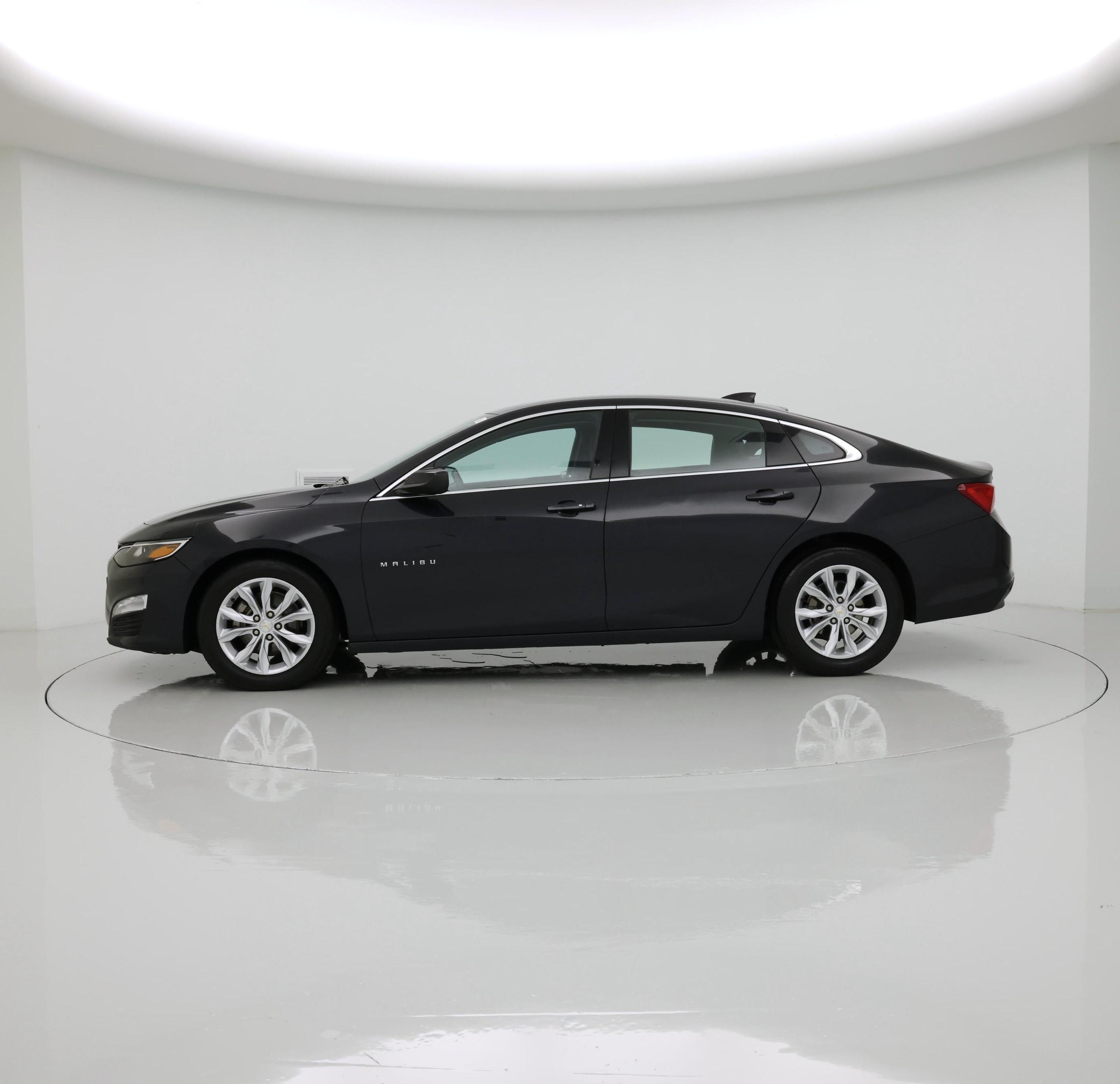 Thumbnail: 2023 Chevrolet Malibu - 3