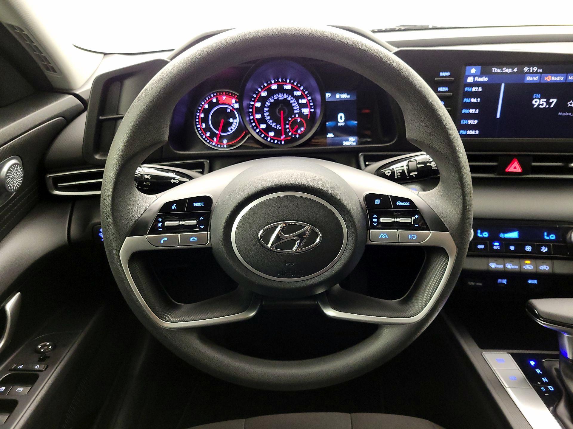 Thumbnail: 2023 Hyundai Elantra - 10
