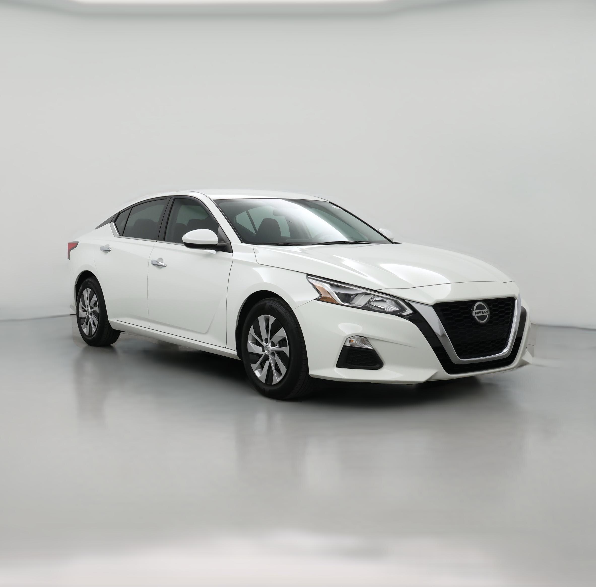 Thumbnail: 2020 Nissan Altima - 1
