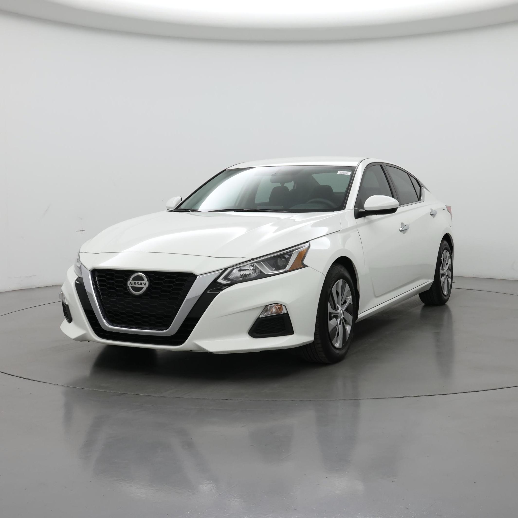 Thumbnail: 2020 Nissan Altima - 4
