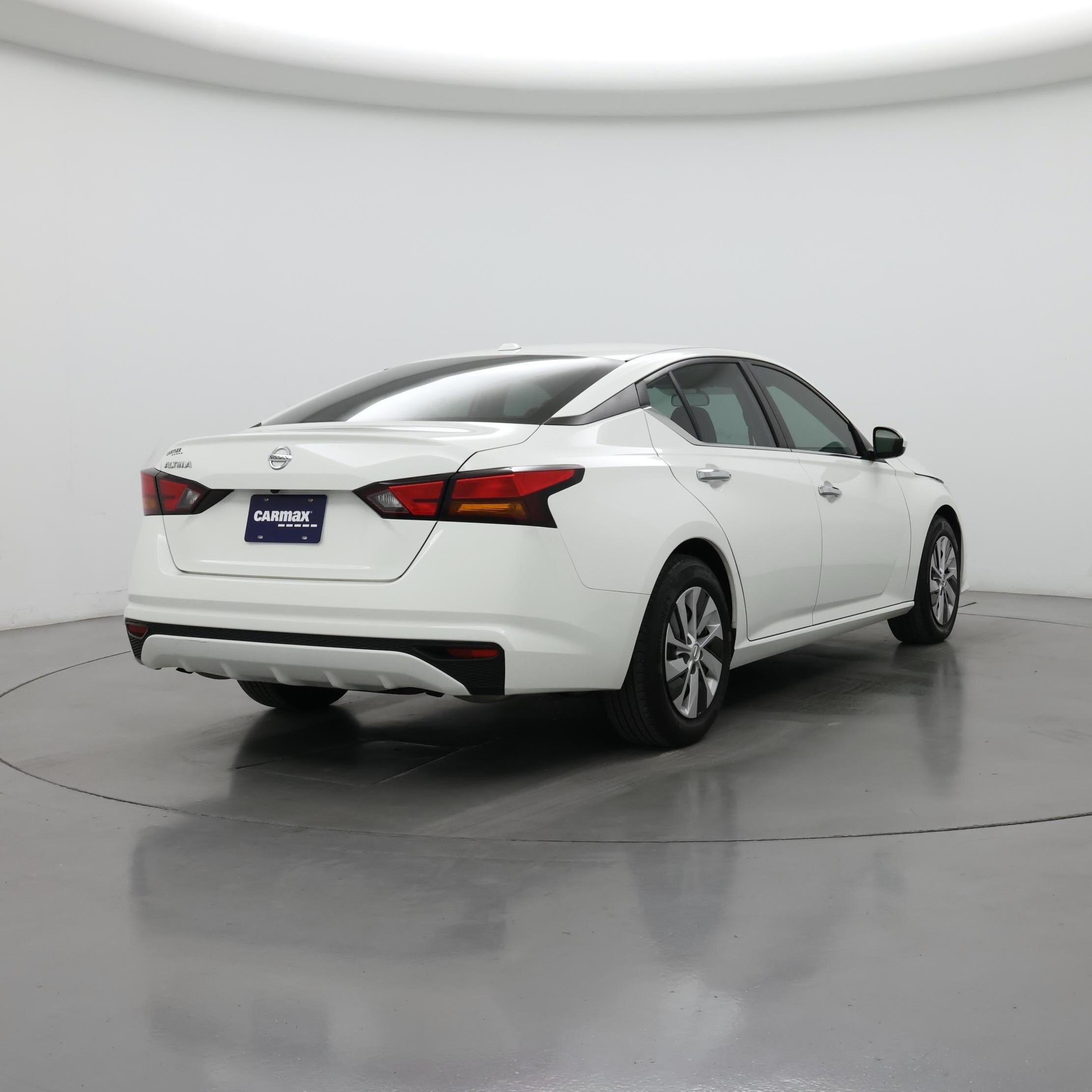 Thumbnail: 2020 Nissan Altima - 8