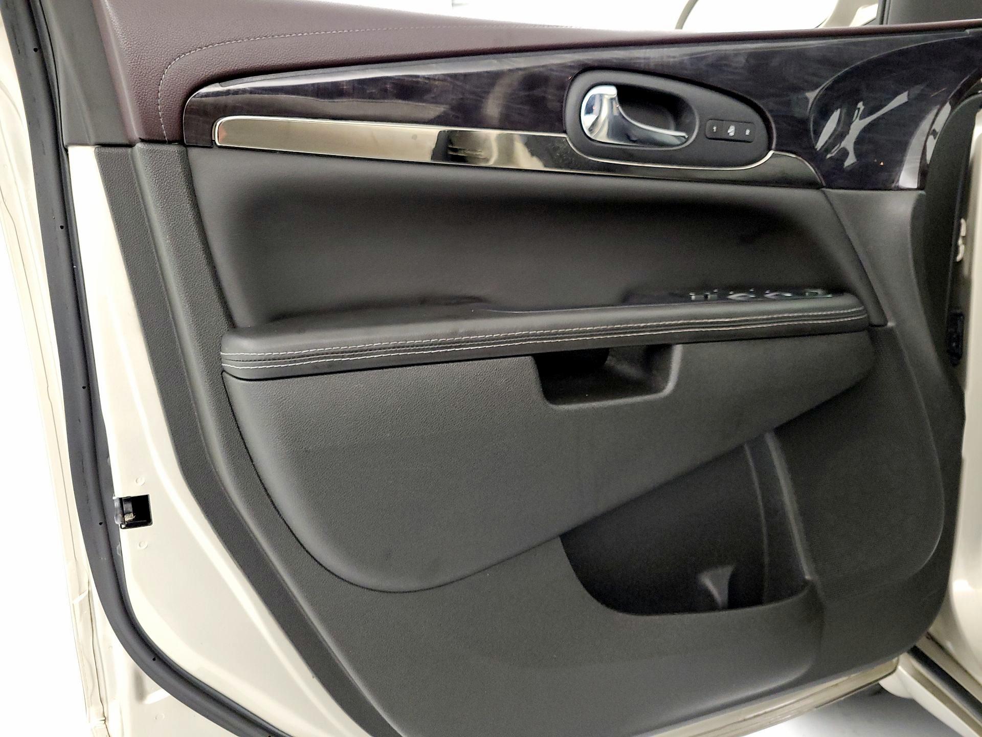 Thumbnail: 2015 Buick Enclave - 10