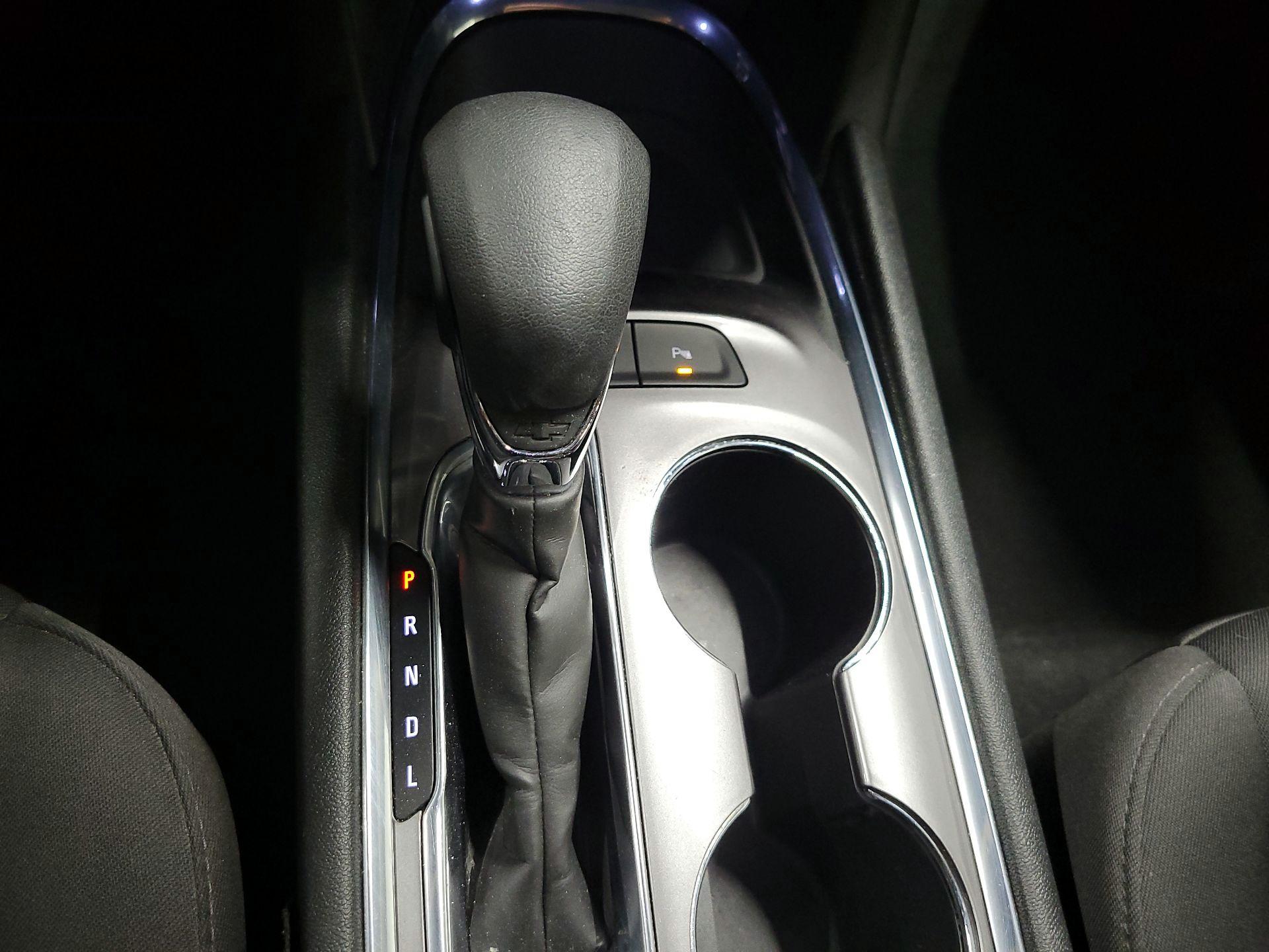 Thumbnail: 2023 Chevrolet Malibu - 17