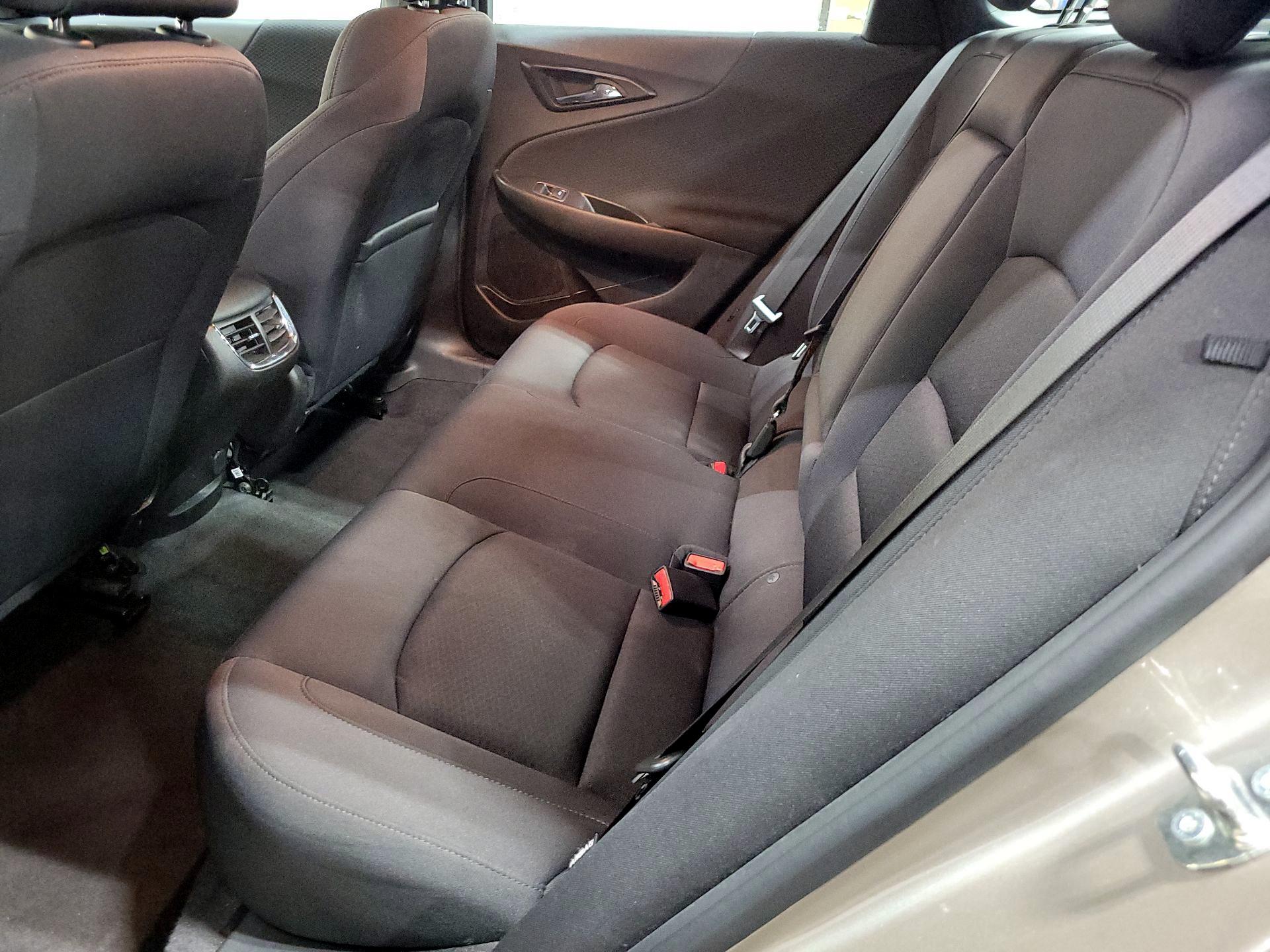 Thumbnail: 2023 Chevrolet Malibu - 19