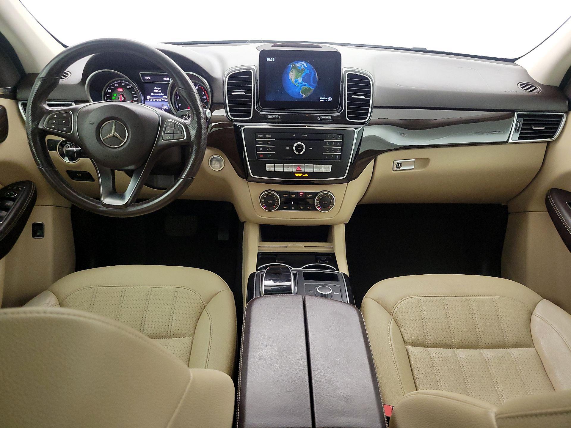 Thumbnail: 2017 Mercedes-Benz GLE - 8