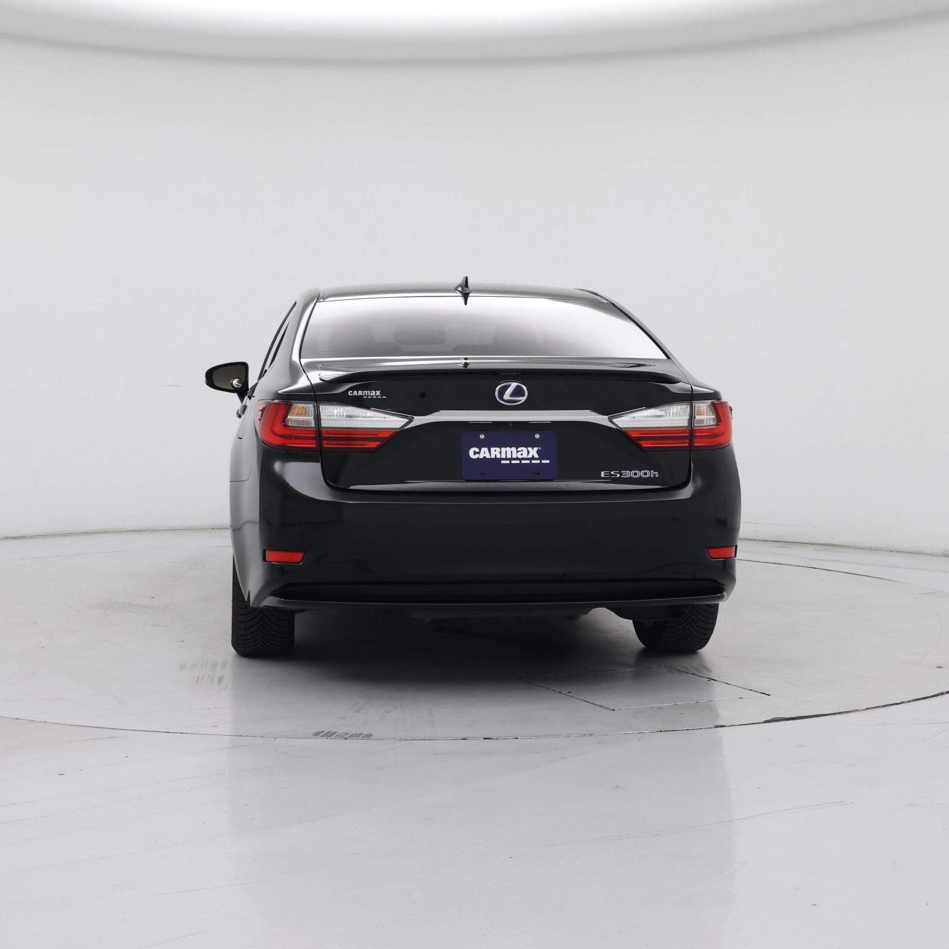 Thumbnail: 2017 Lexus ES - 6