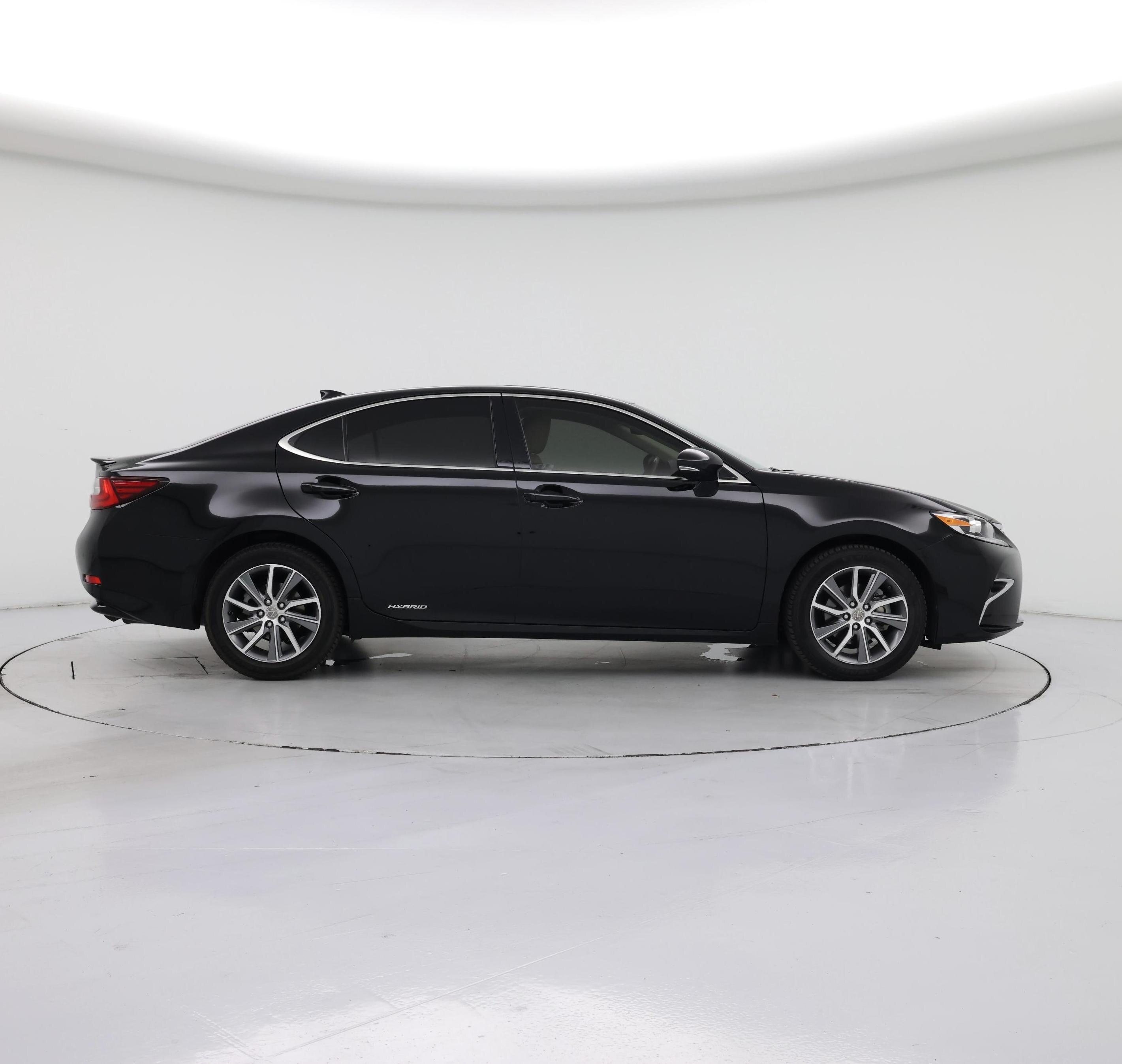 Thumbnail: 2017 Lexus ES - 7