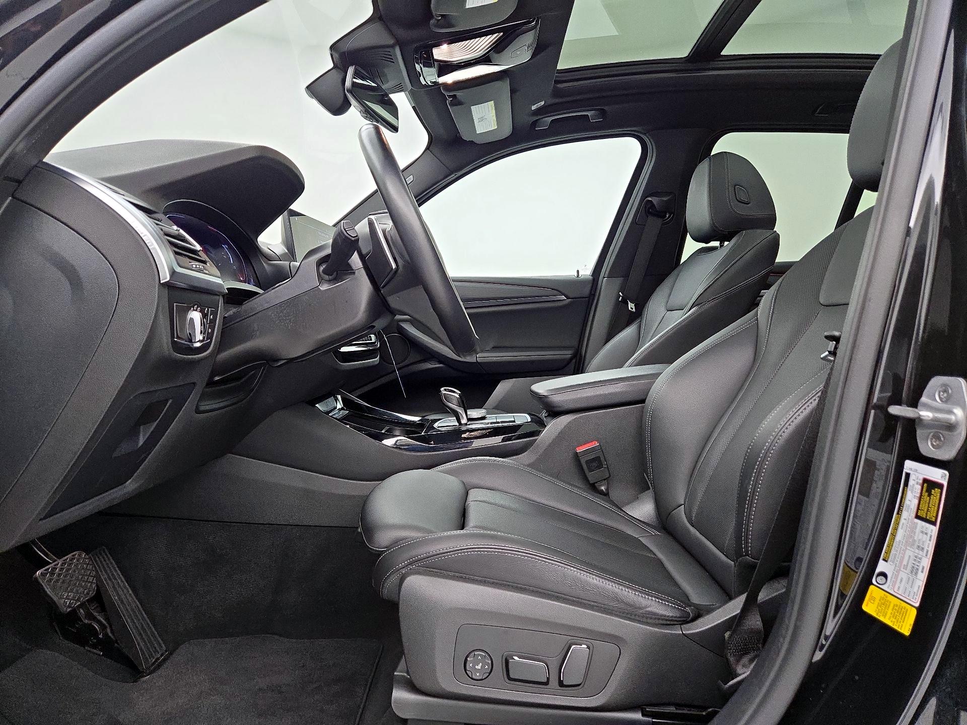 Thumbnail: 2024 BMW X3 - 11