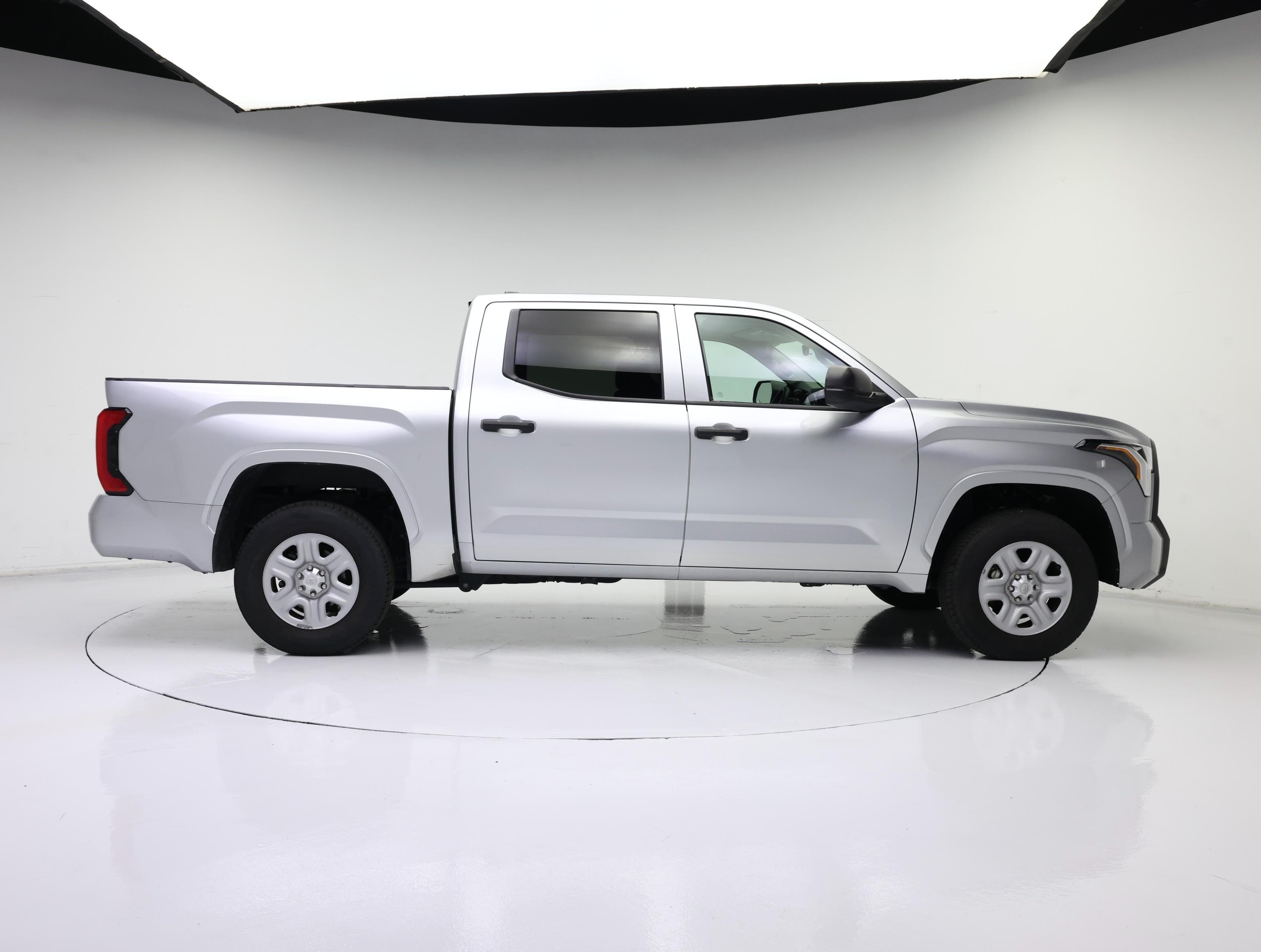 Thumbnail: 2023 Toyota Tundra - 7