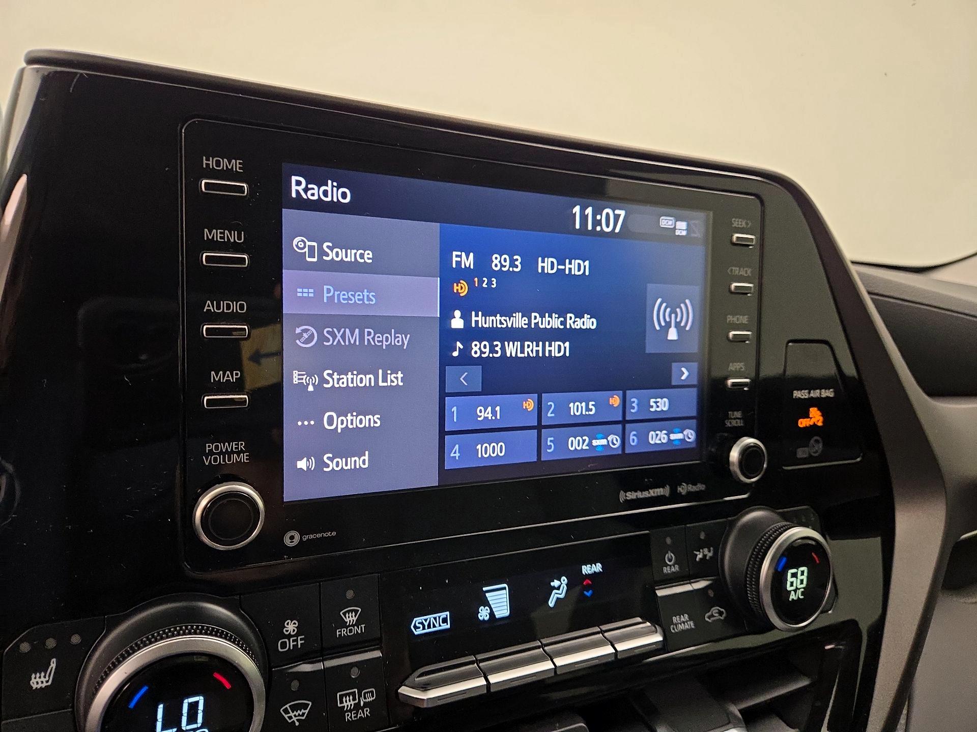 Thumbnail: 2021 Toyota Highlander - 15
