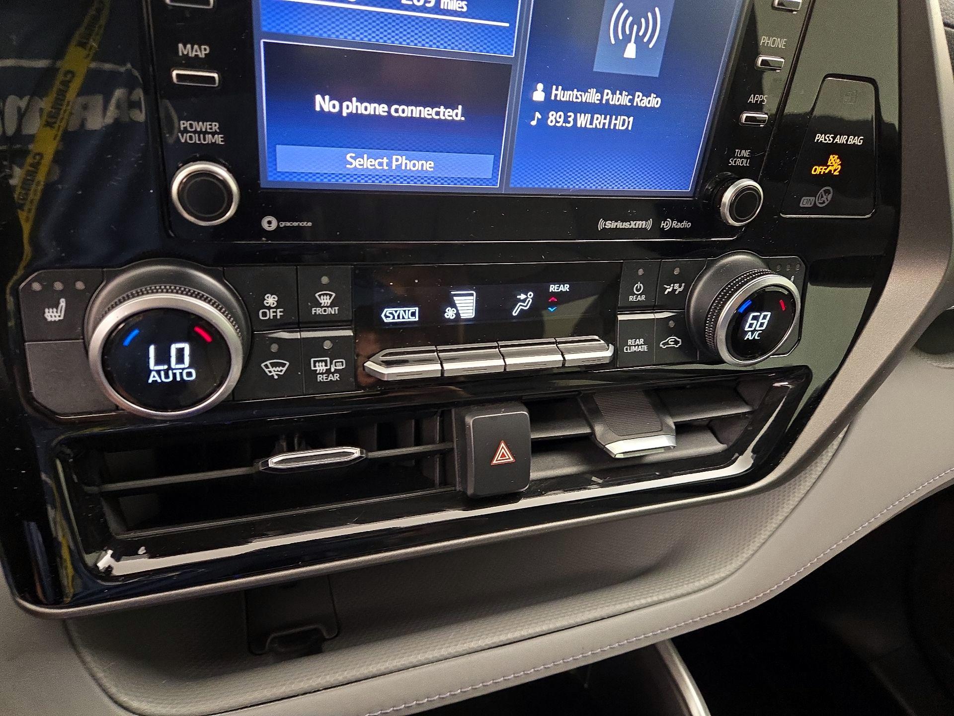 Thumbnail: 2021 Toyota Highlander - 16