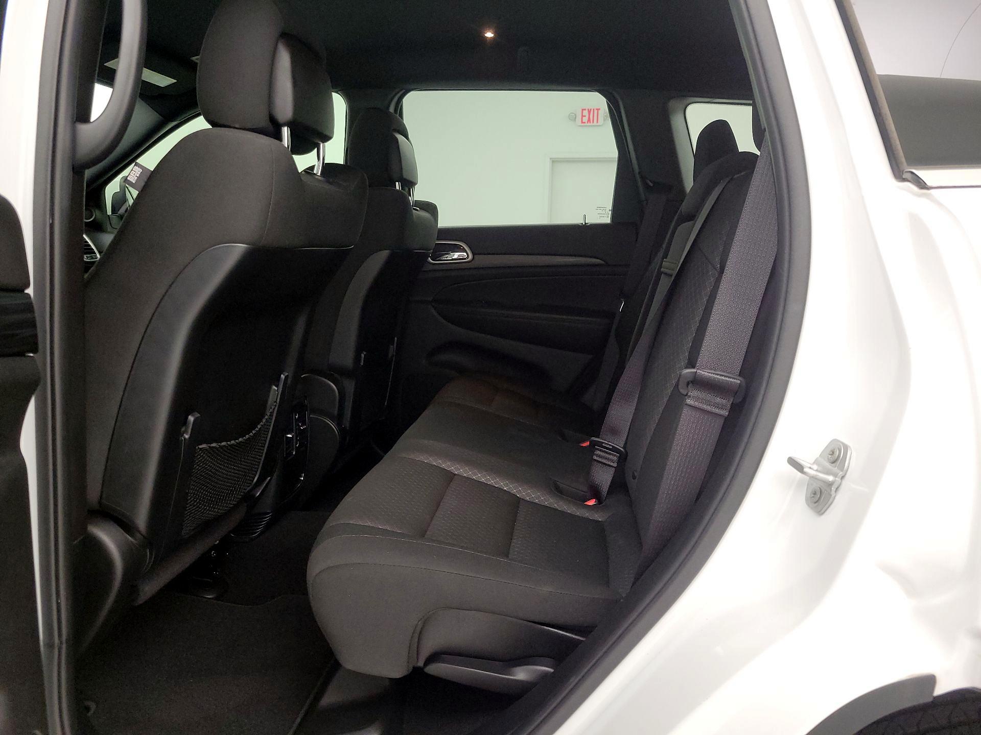 Thumbnail: 2020 Jeep Grand Cherokee - 19
