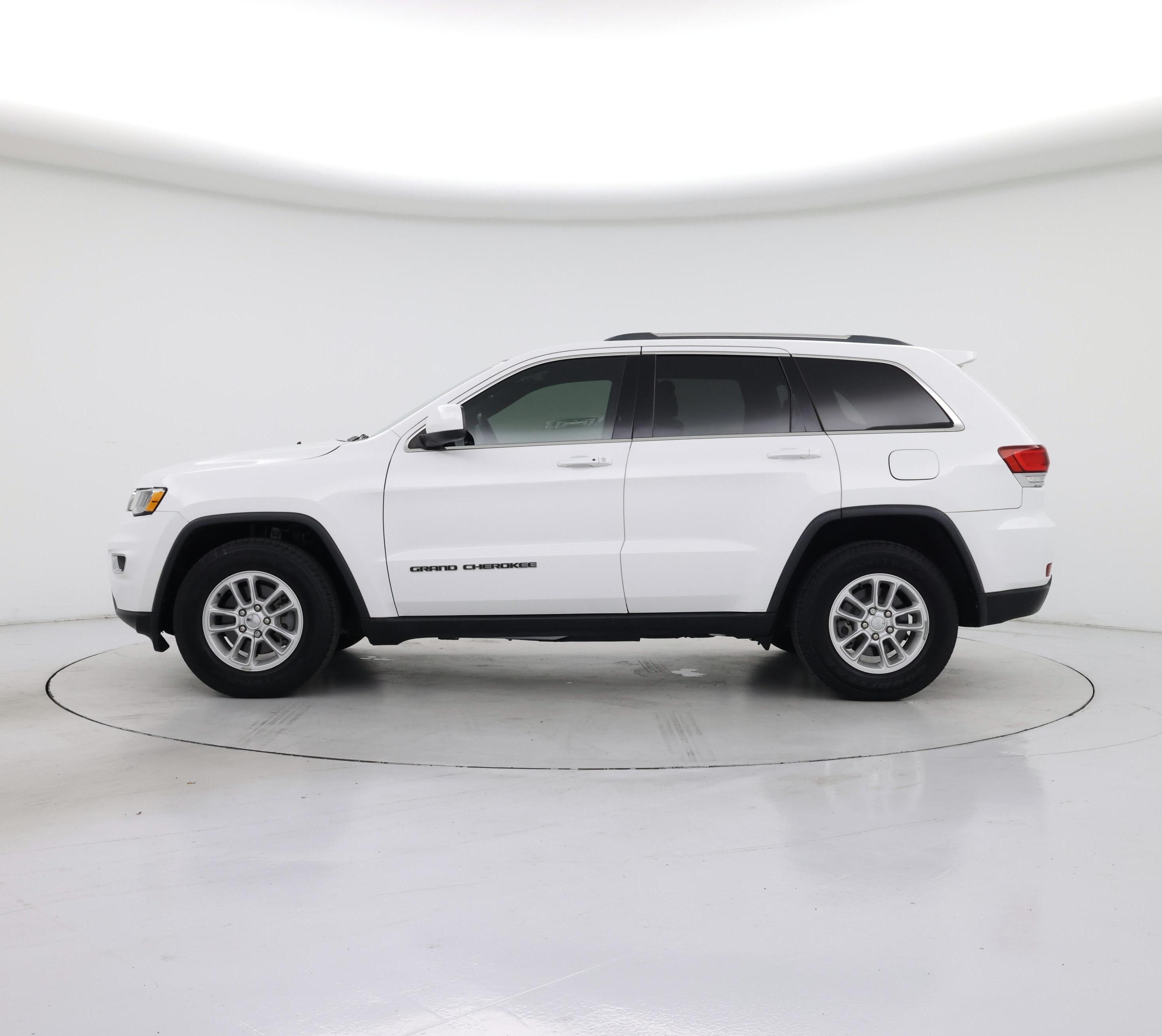 Thumbnail: 2020 Jeep Grand Cherokee - 3