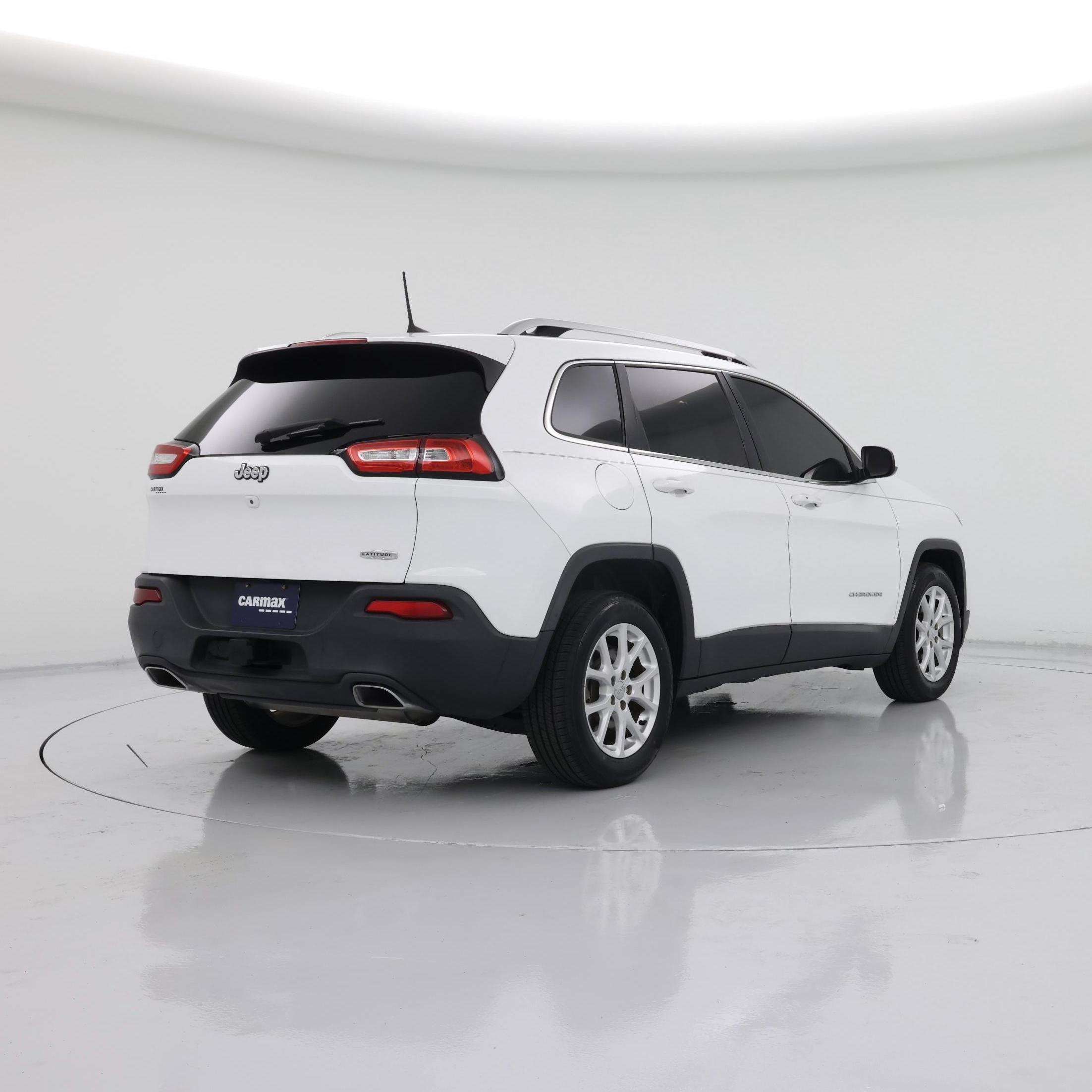 Thumbnail: 2018 Jeep Cherokee - 8