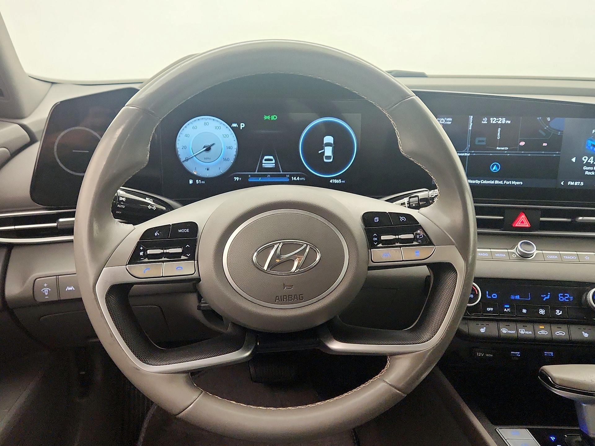 Thumbnail: 2023 Hyundai Elantra - 10