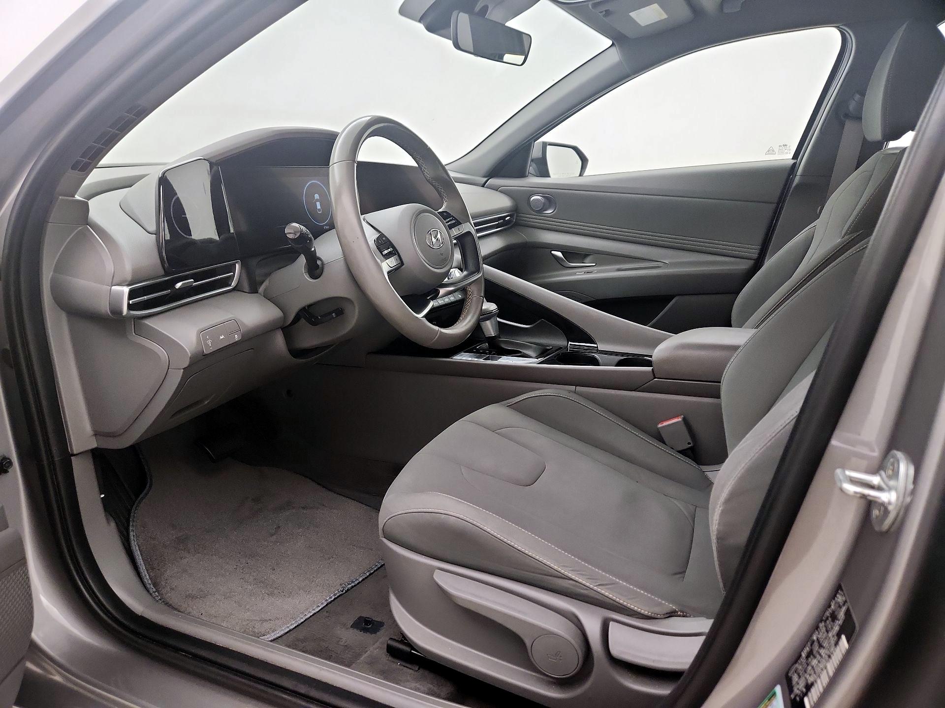 Thumbnail: 2023 Hyundai Elantra - 11