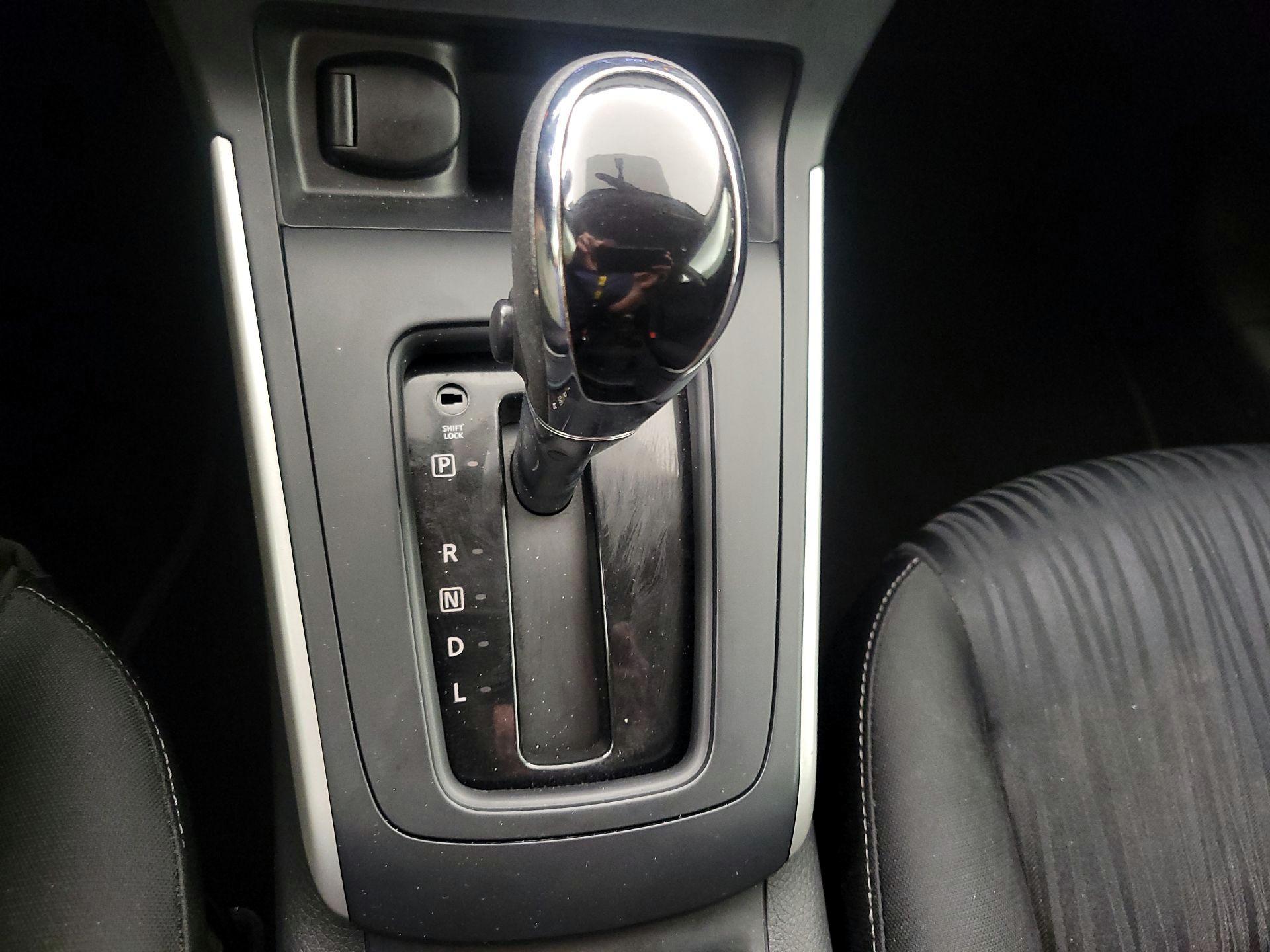 Thumbnail: 2019 Nissan Sentra - 15