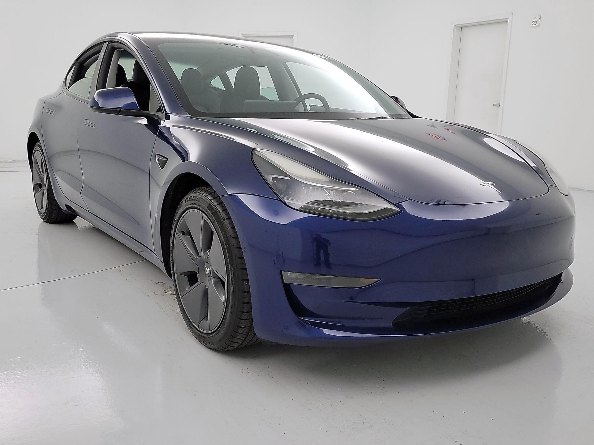 Thumbnail: 2022 Tesla Model 3 - 1