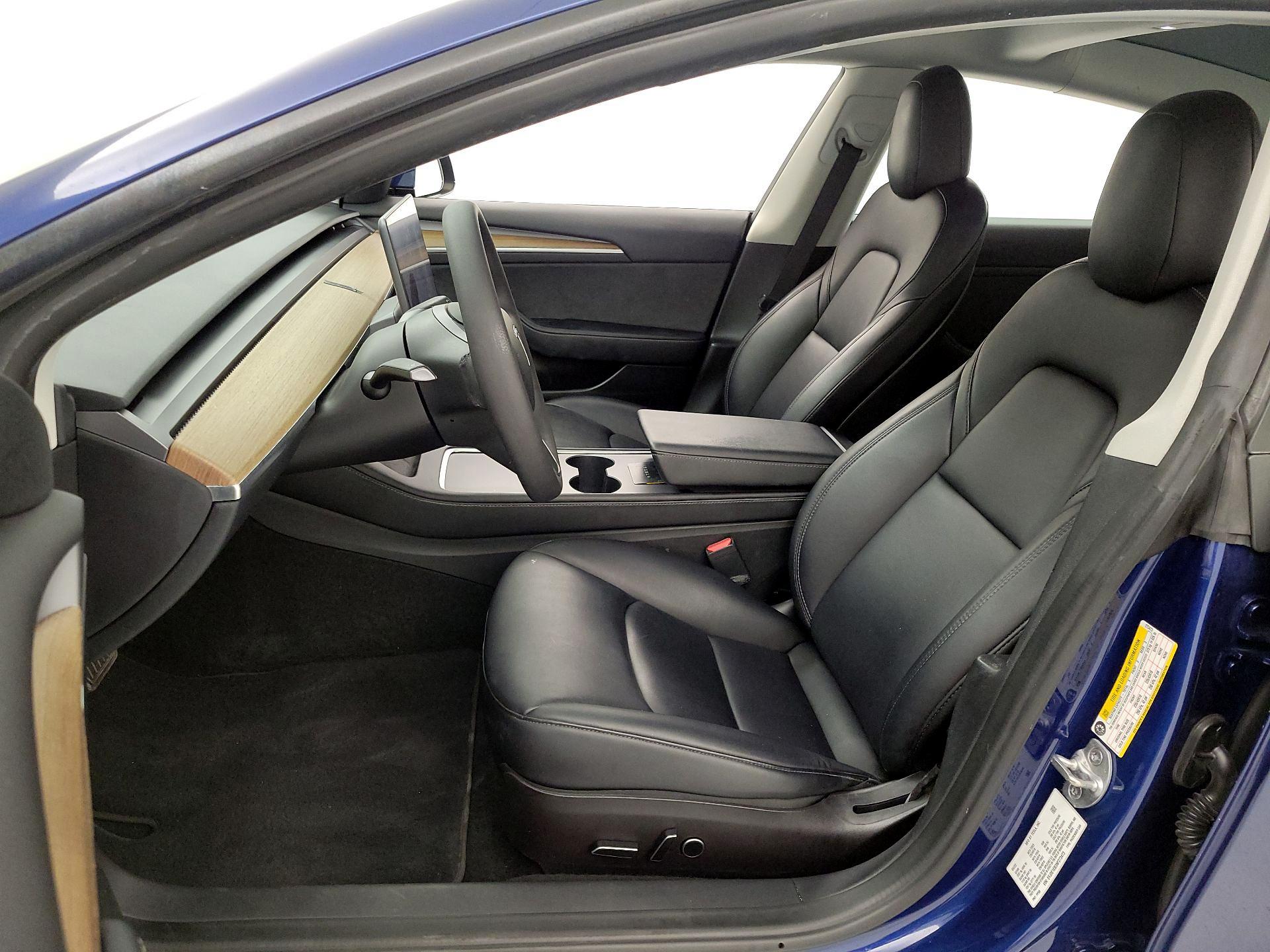 Thumbnail: 2022 Tesla Model 3 - 9