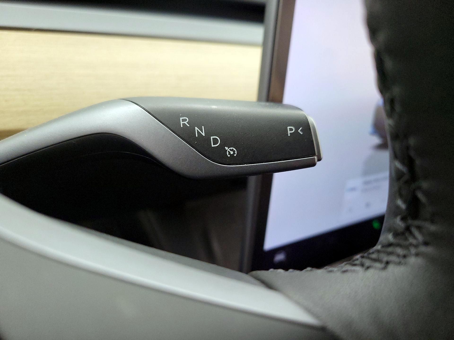 Thumbnail: 2022 Tesla Model 3 - 15