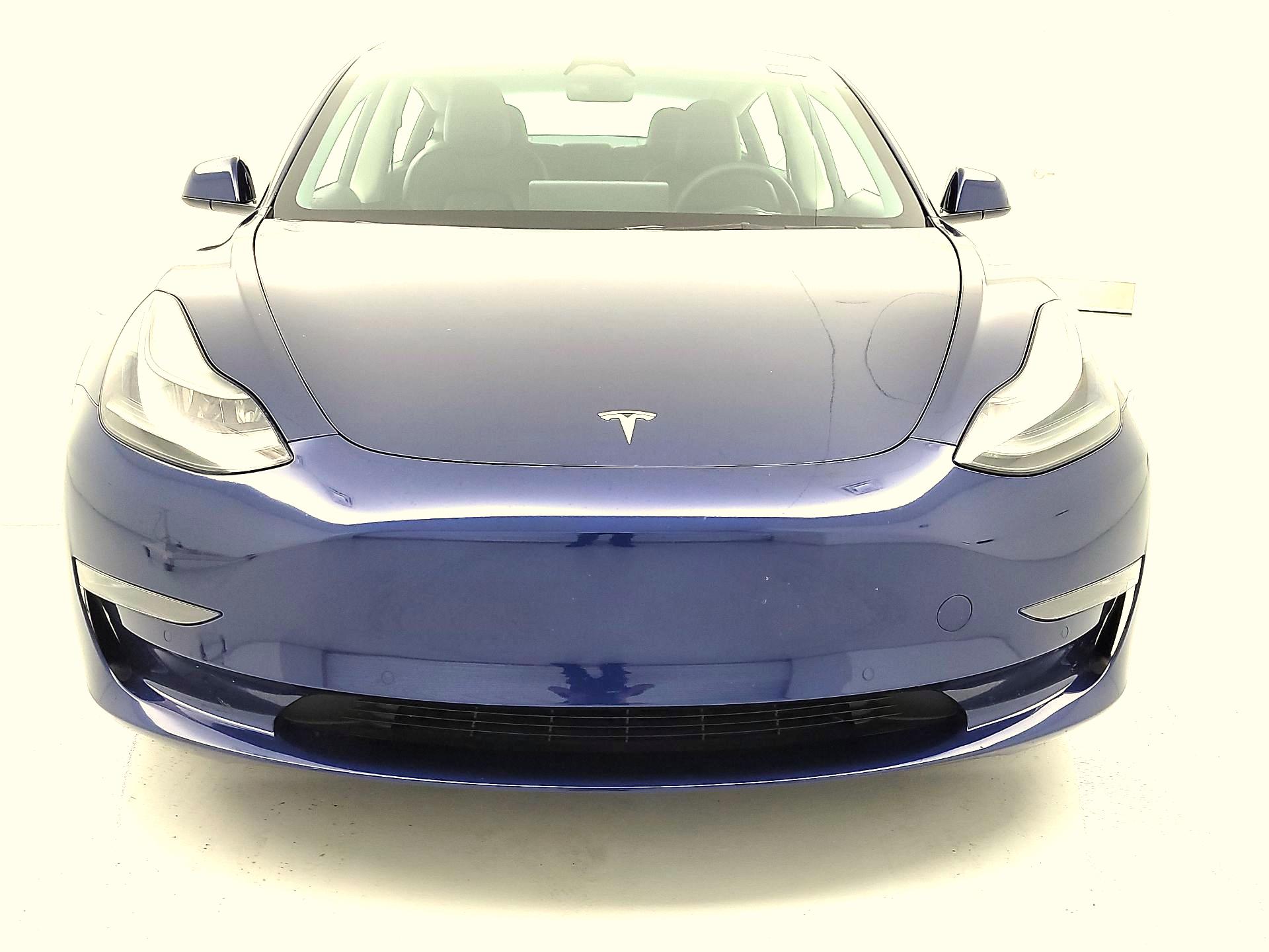 Thumbnail: 2022 Tesla Model 3 - 2