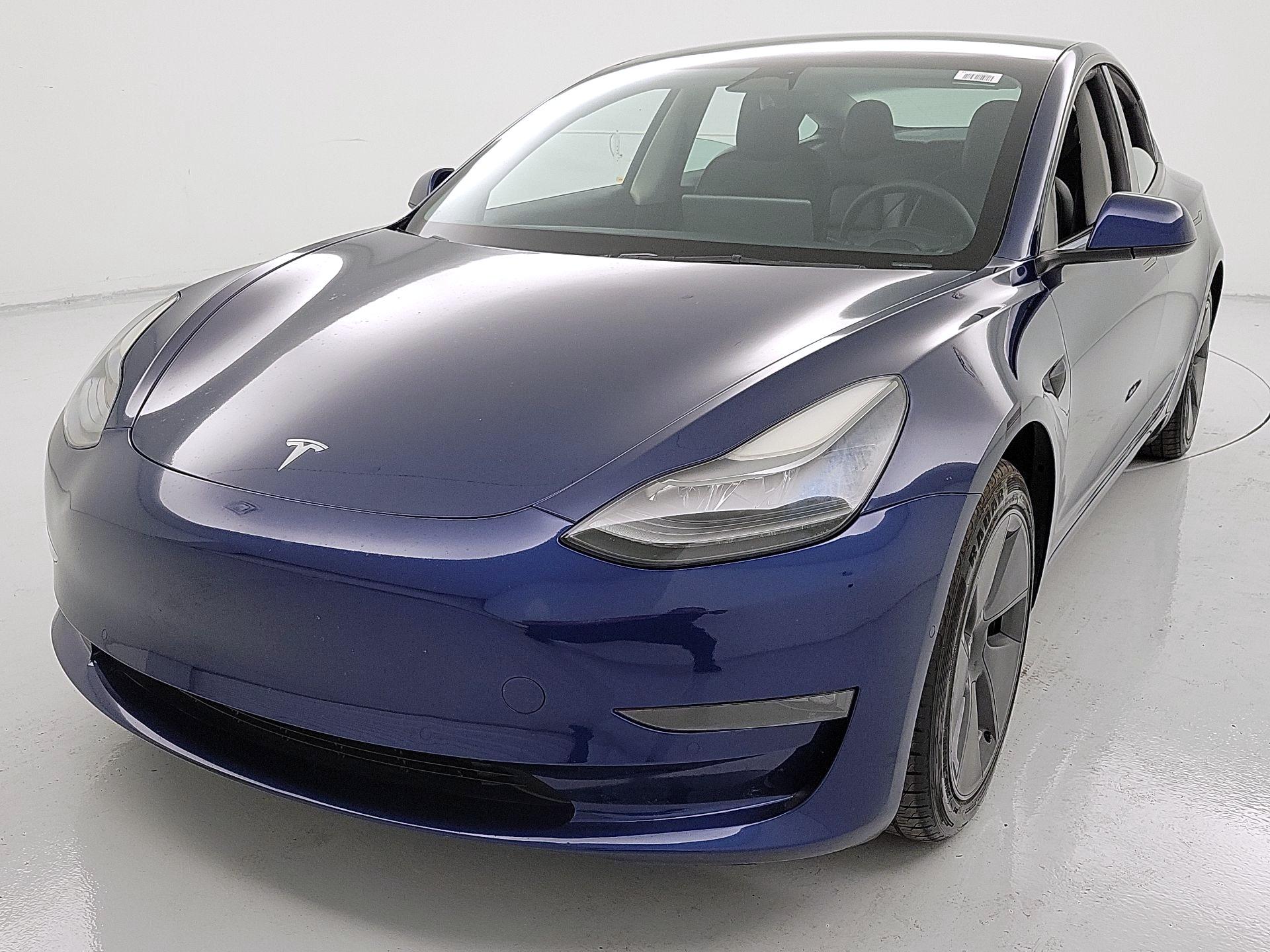 Thumbnail: 2022 Tesla Model 3 - 3
