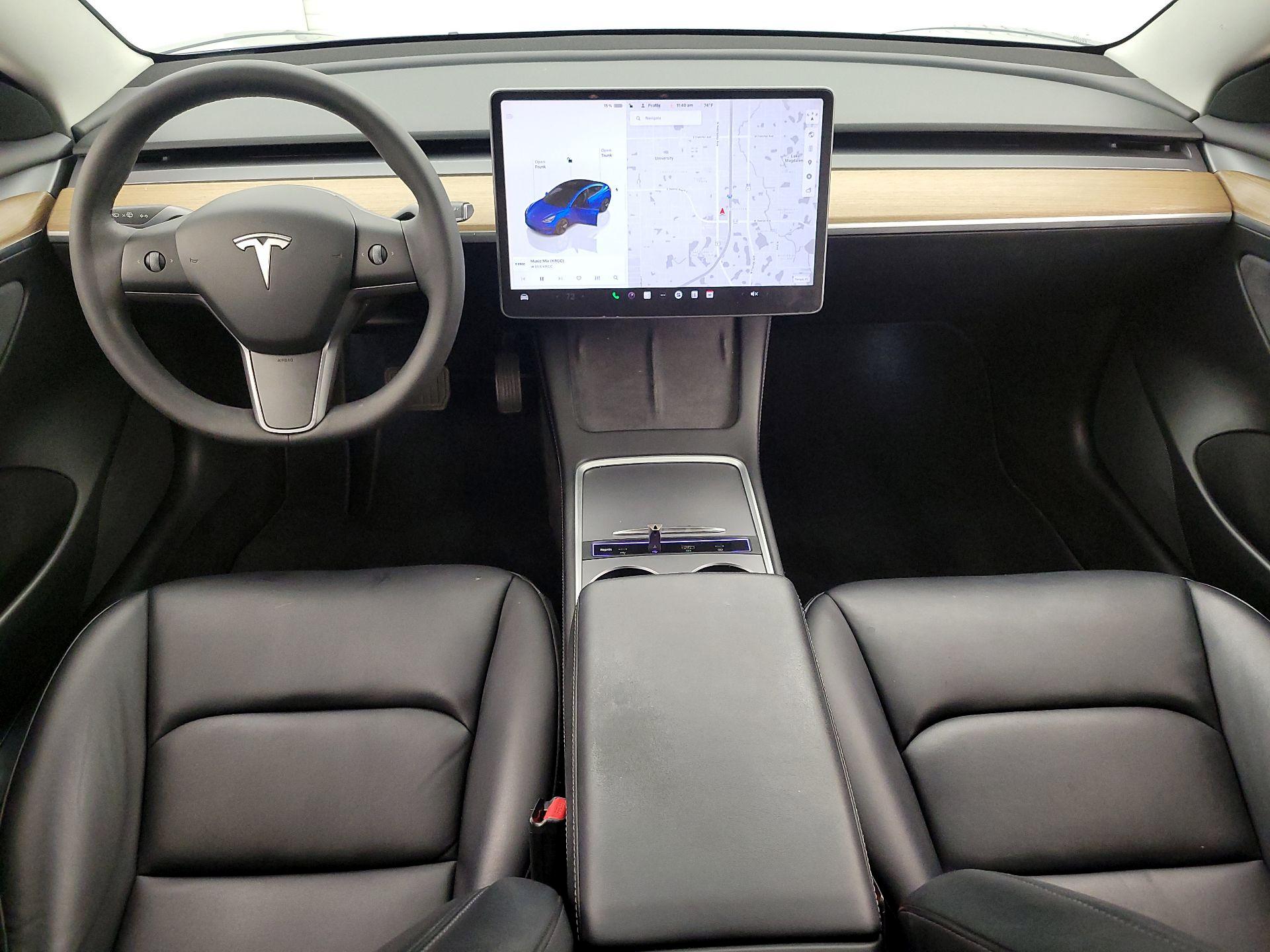 Thumbnail: 2022 Tesla Model 3 - 8