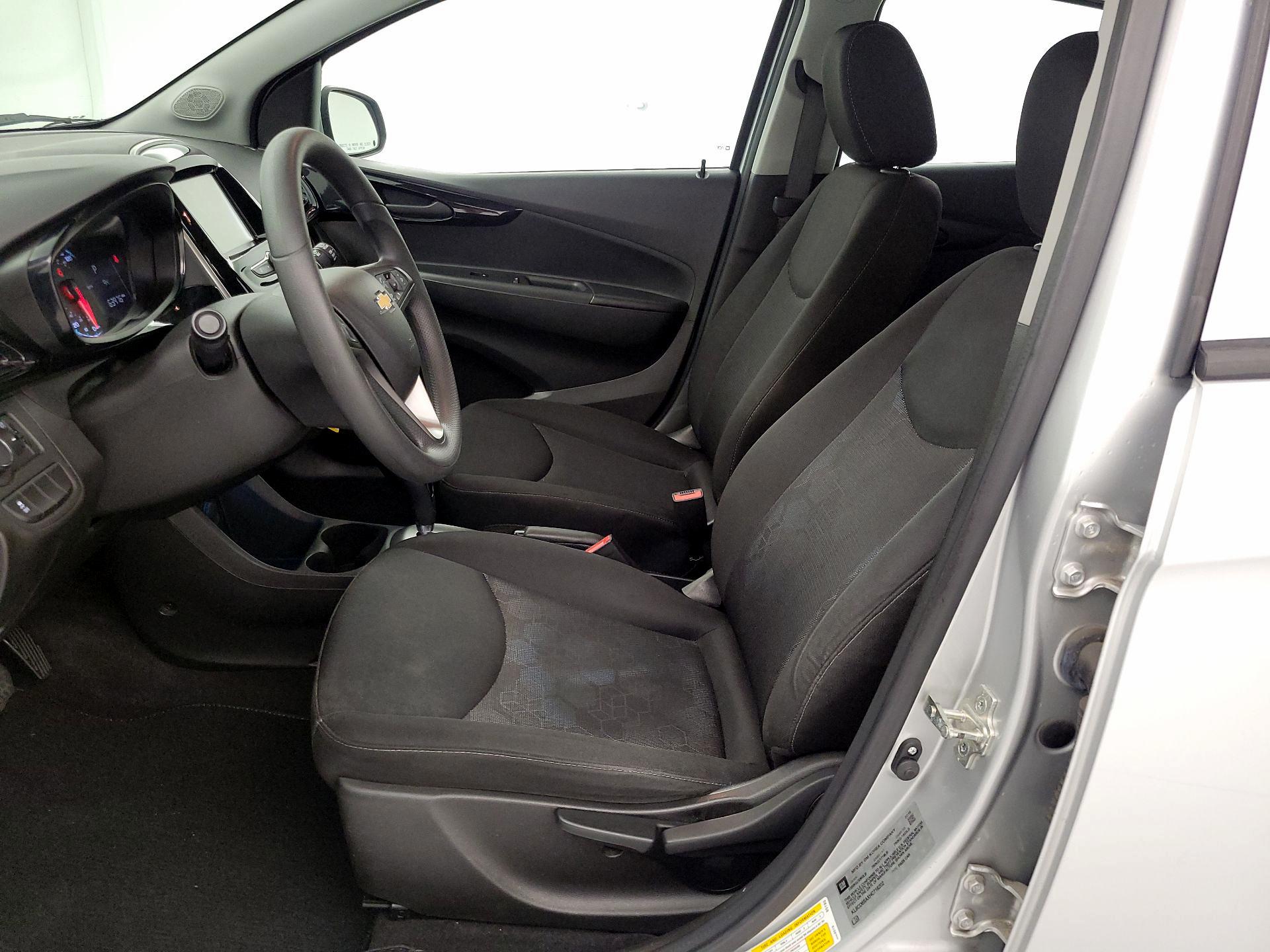 Thumbnail: 2017 Chevrolet Spark - 9