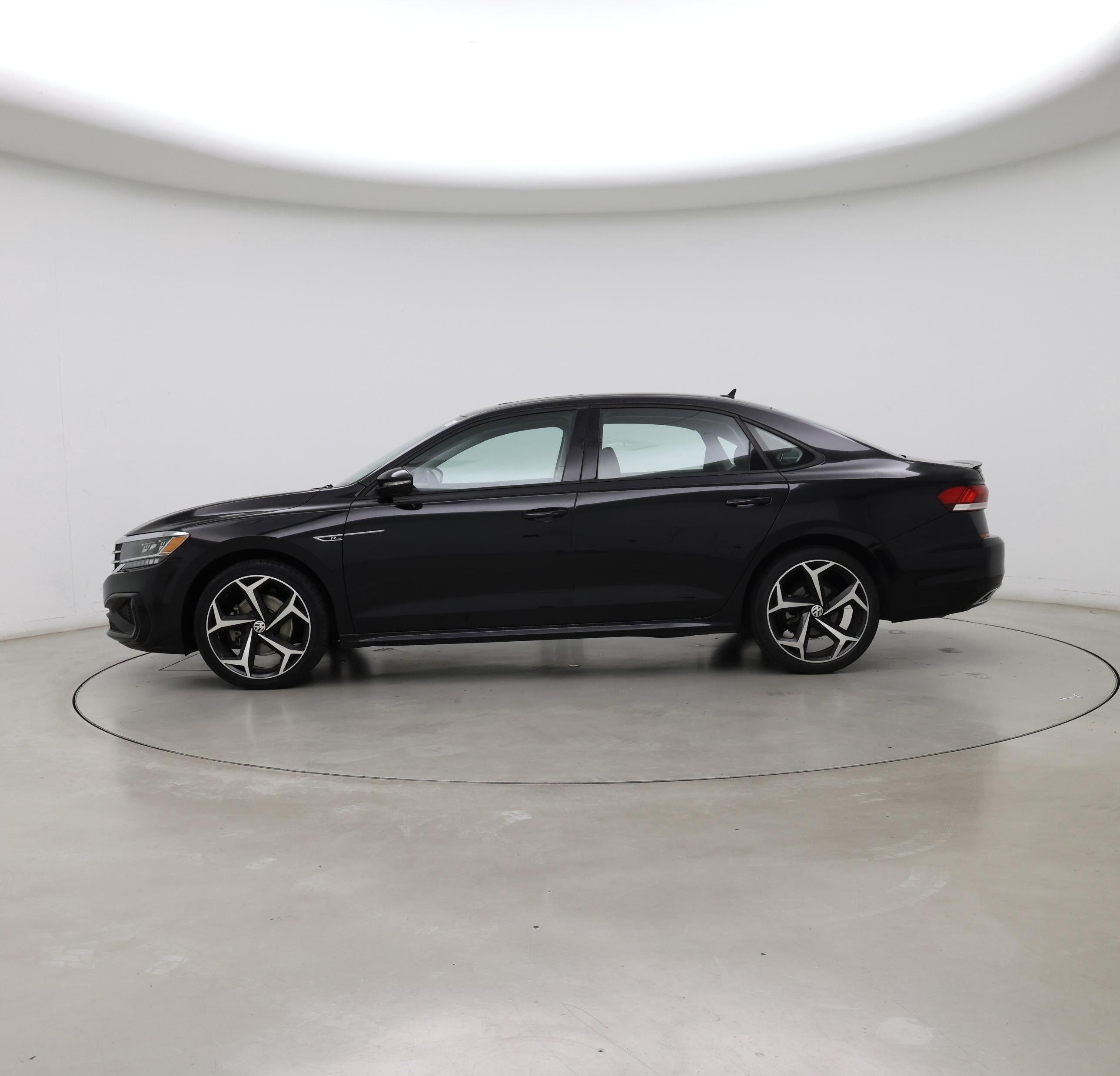 Thumbnail: 2020 Volkswagen Passat - 3