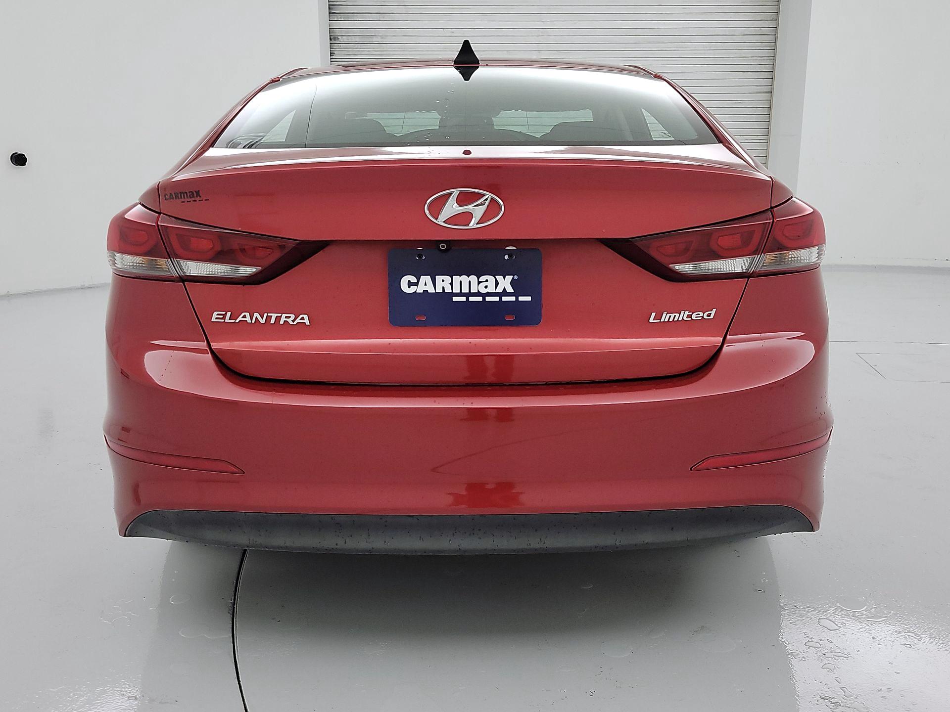 Thumbnail: 2017 Hyundai Elantra - 6